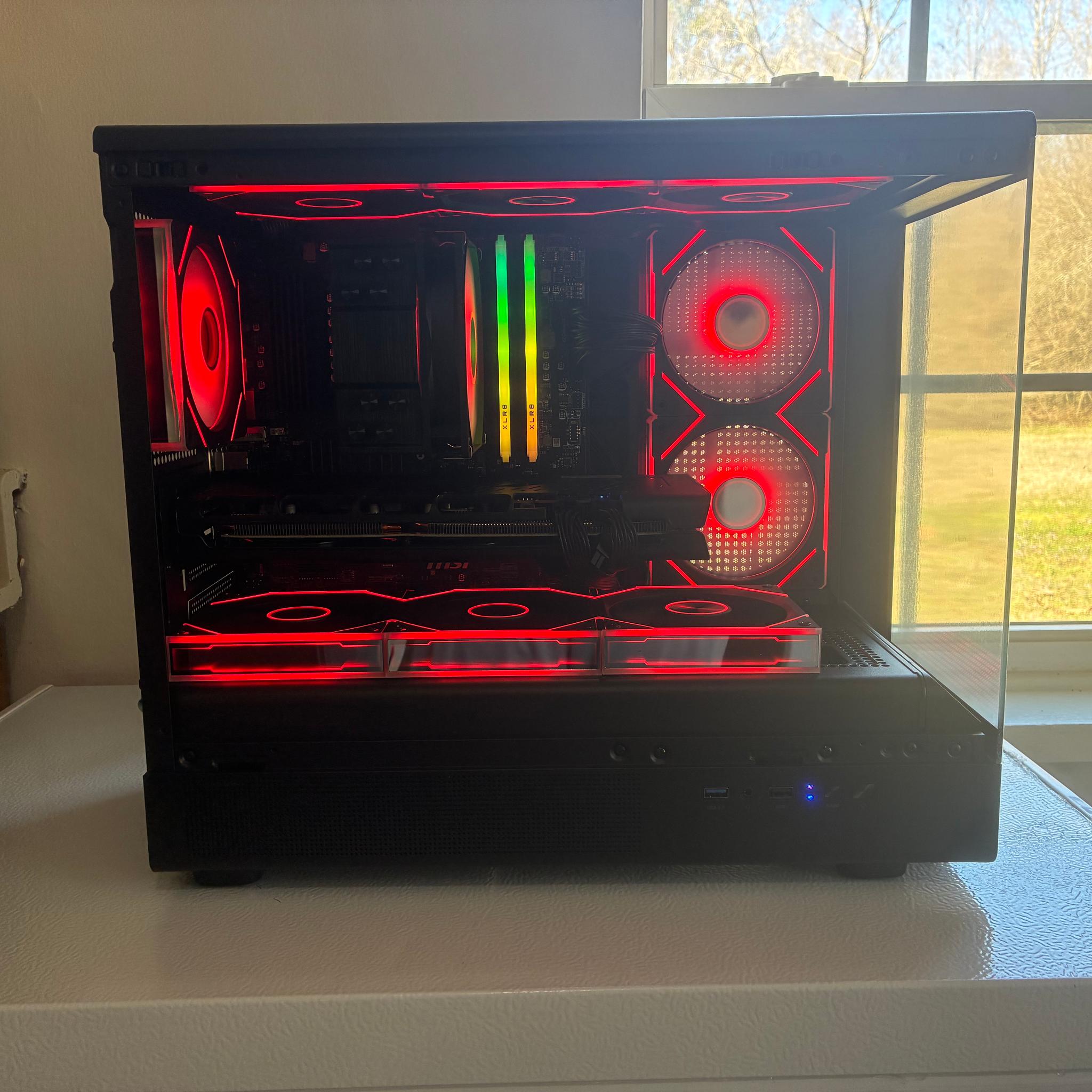 RX 5700 XT | Ryzen 5 5500 | 32GB DDR4 3600MHz | 1TB NVME SSD | 650W PSU Gaming PC