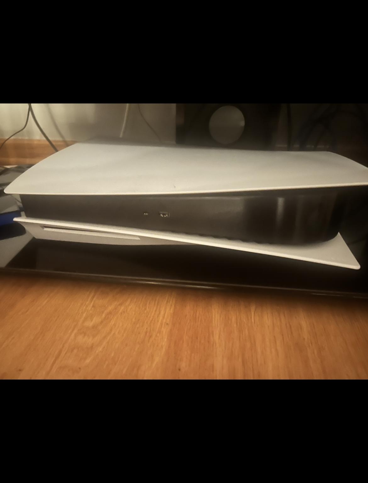 PlayStation 5 Bundle: 500GB + 2TB M.2 Drive, 2 Controllers, 12 Games - Excellent Condition!