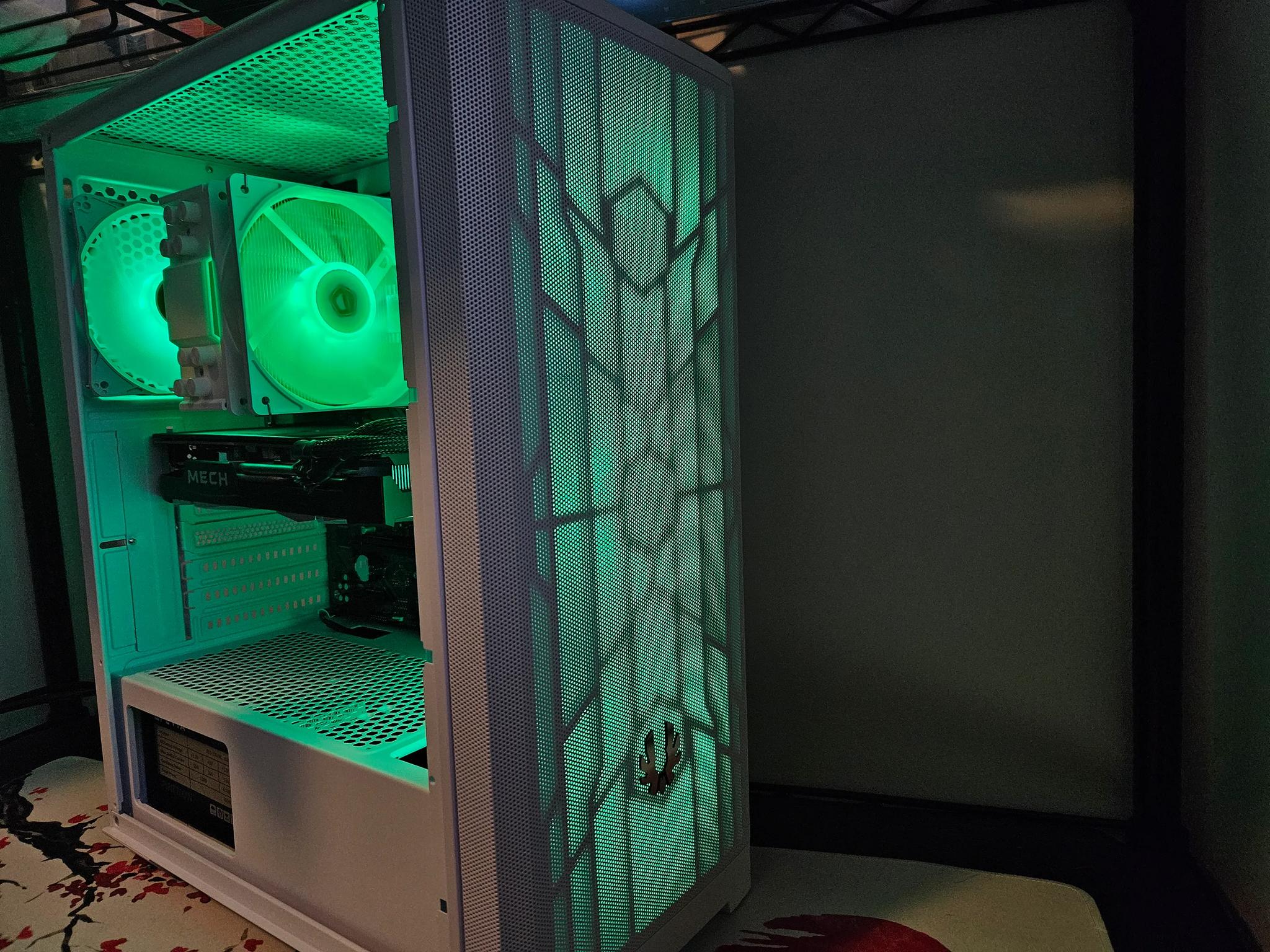 END OF SUMMER SALE! Gaming Rig Ryzen 5 / 32GB DDR4/ 1TB SSD / RX 6600
