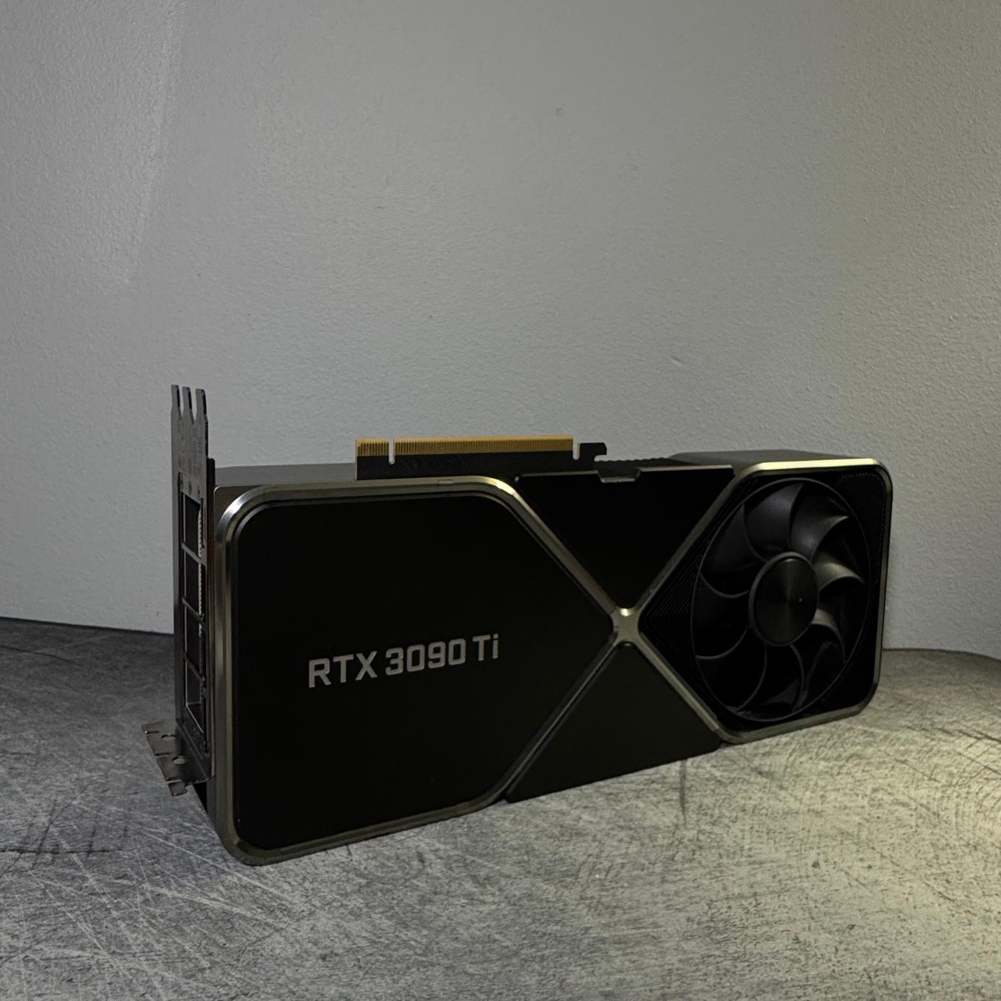 NVIDIA GeForce RTX 3090 Ti Founders Edition