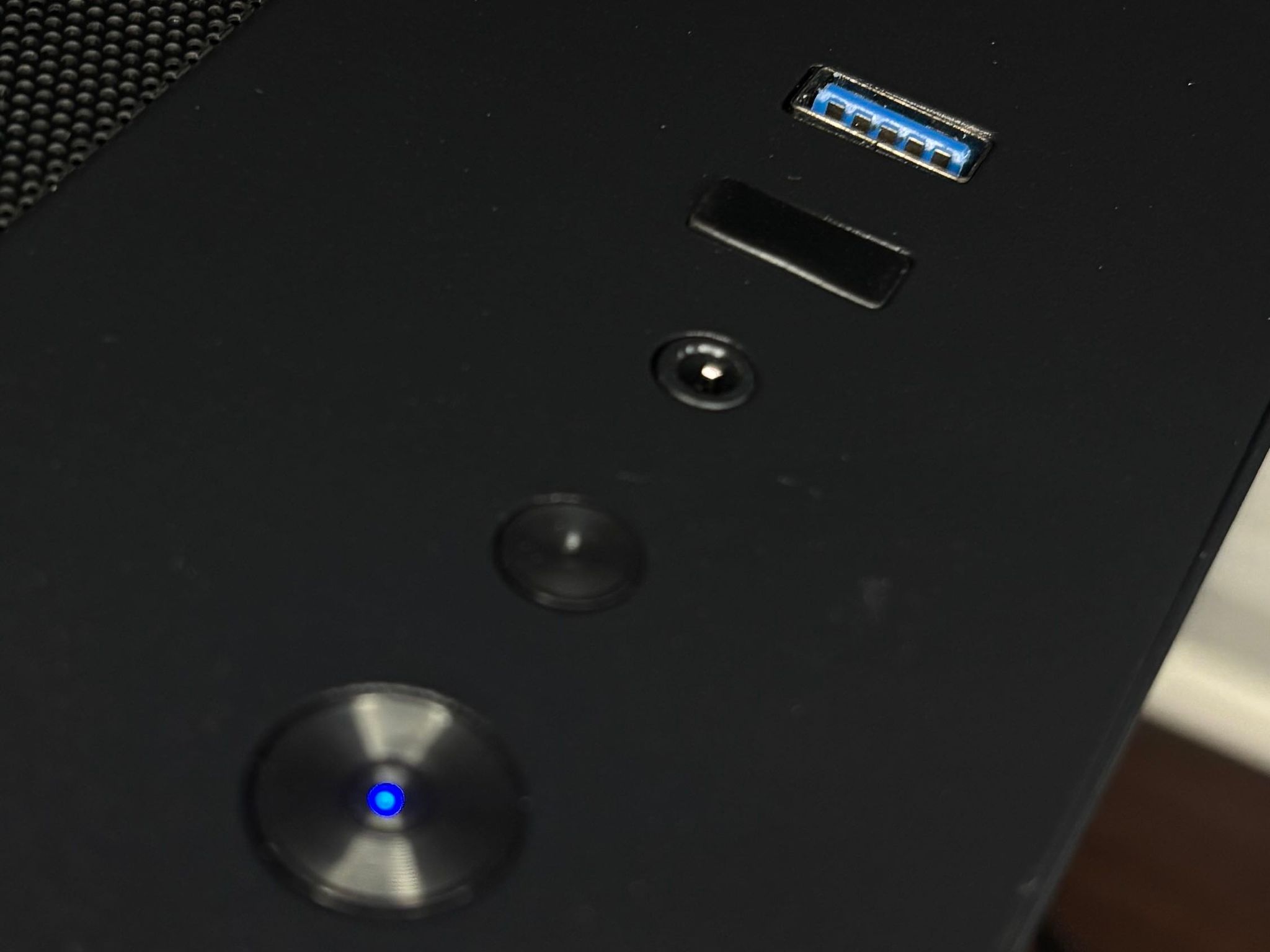 Black Gaming PC (GTX 1660 Super 6GB + AMD Ryzen 5 3600)