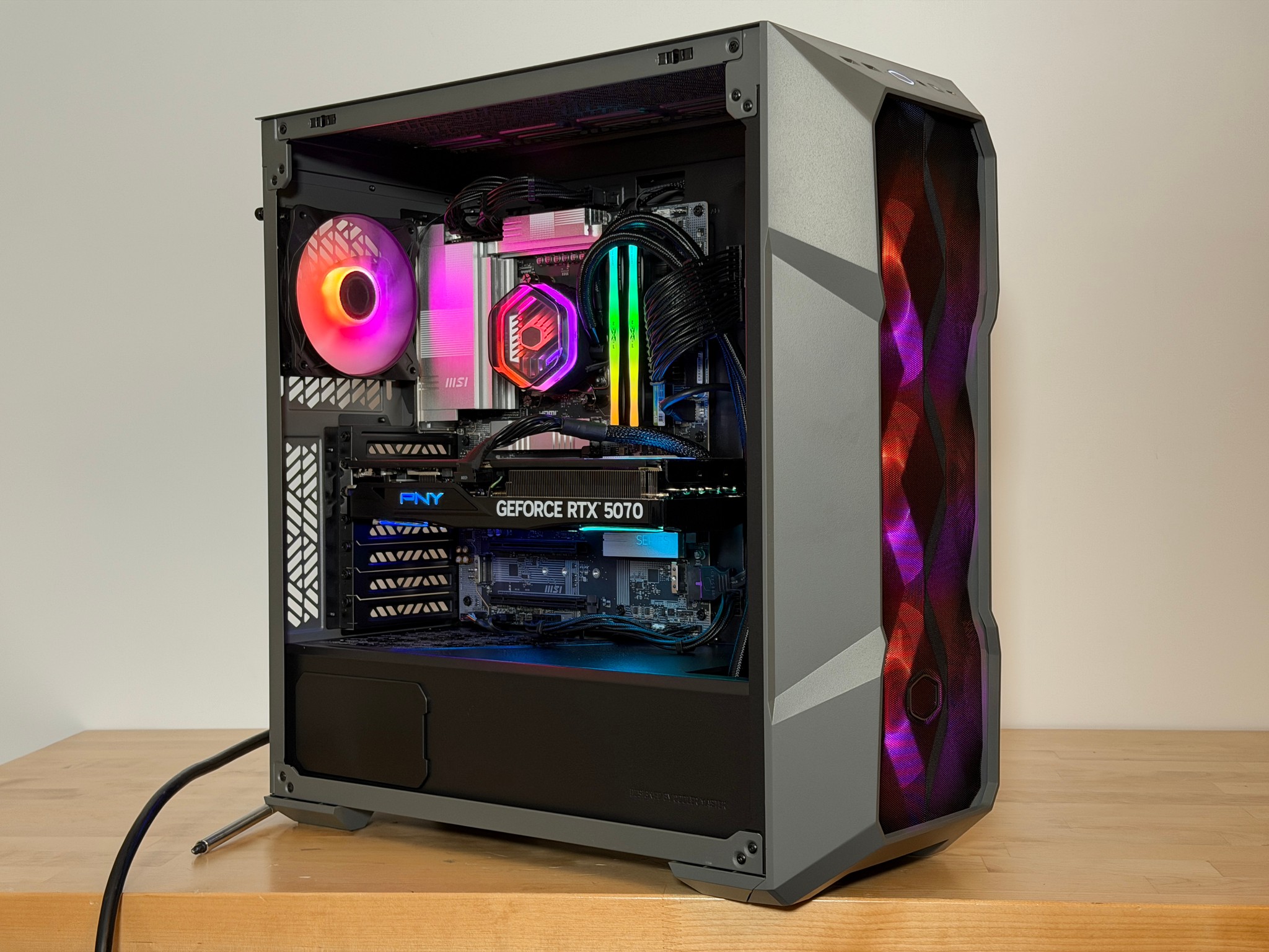 RTX 5070 Ryzen 7 9700x Gaming PC