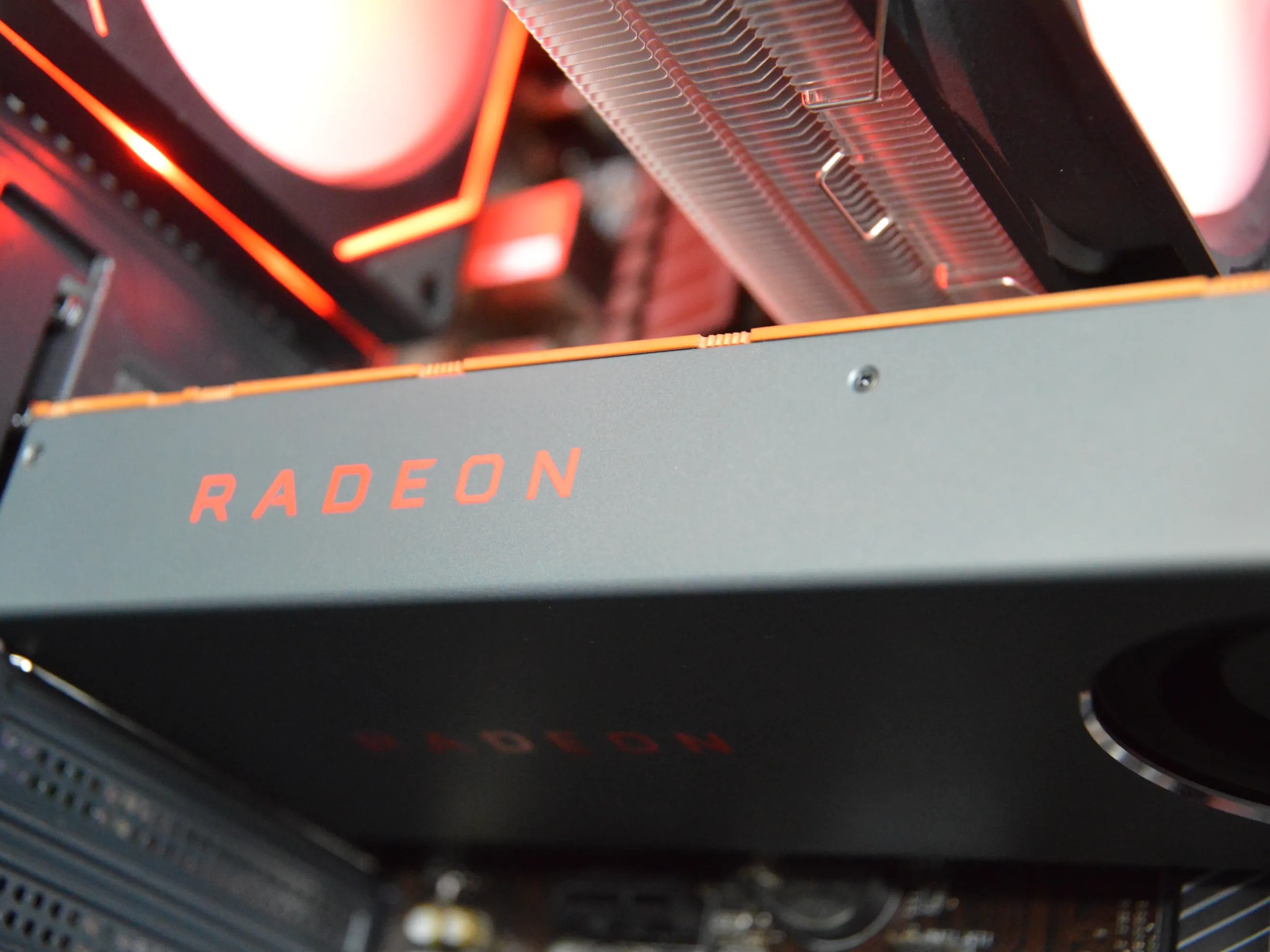 ❤️◻️| RX 5700 8GB | INTEL I7-8700K | 32GB DDR4 RAM | 1TB NVME SSD | Crimson Metal |