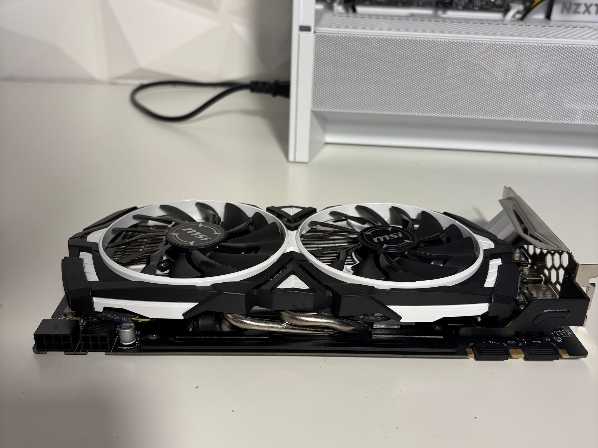 MSI GTX 1070 Ti Armor OC - 8GB GDDR5