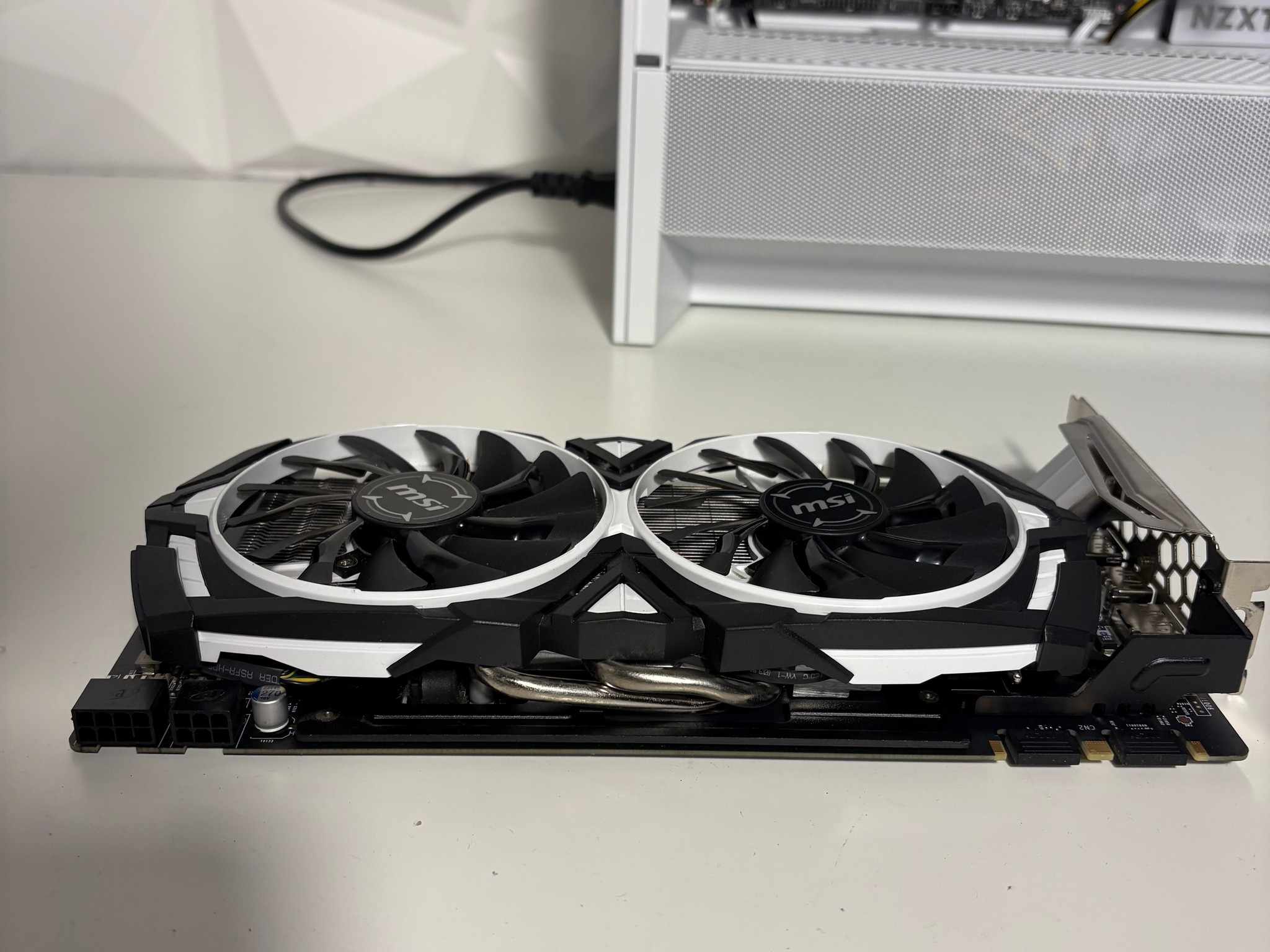 MSI GTX 1070 Ti Armor OC - 8GB GDDR5