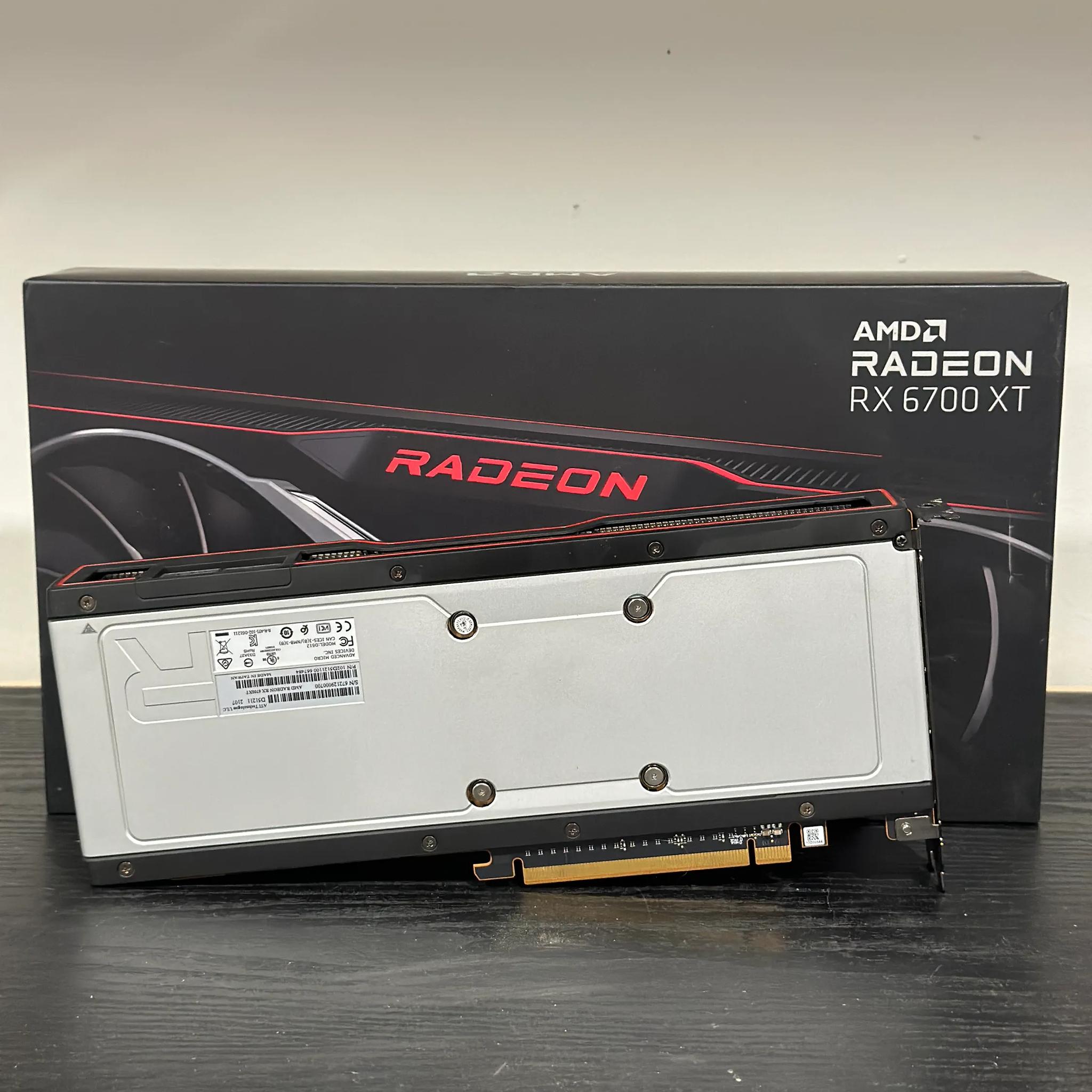 AMD Radeon RX 6700 xt -12 GB GDDR6 - pCie 4.0 Graphics Card