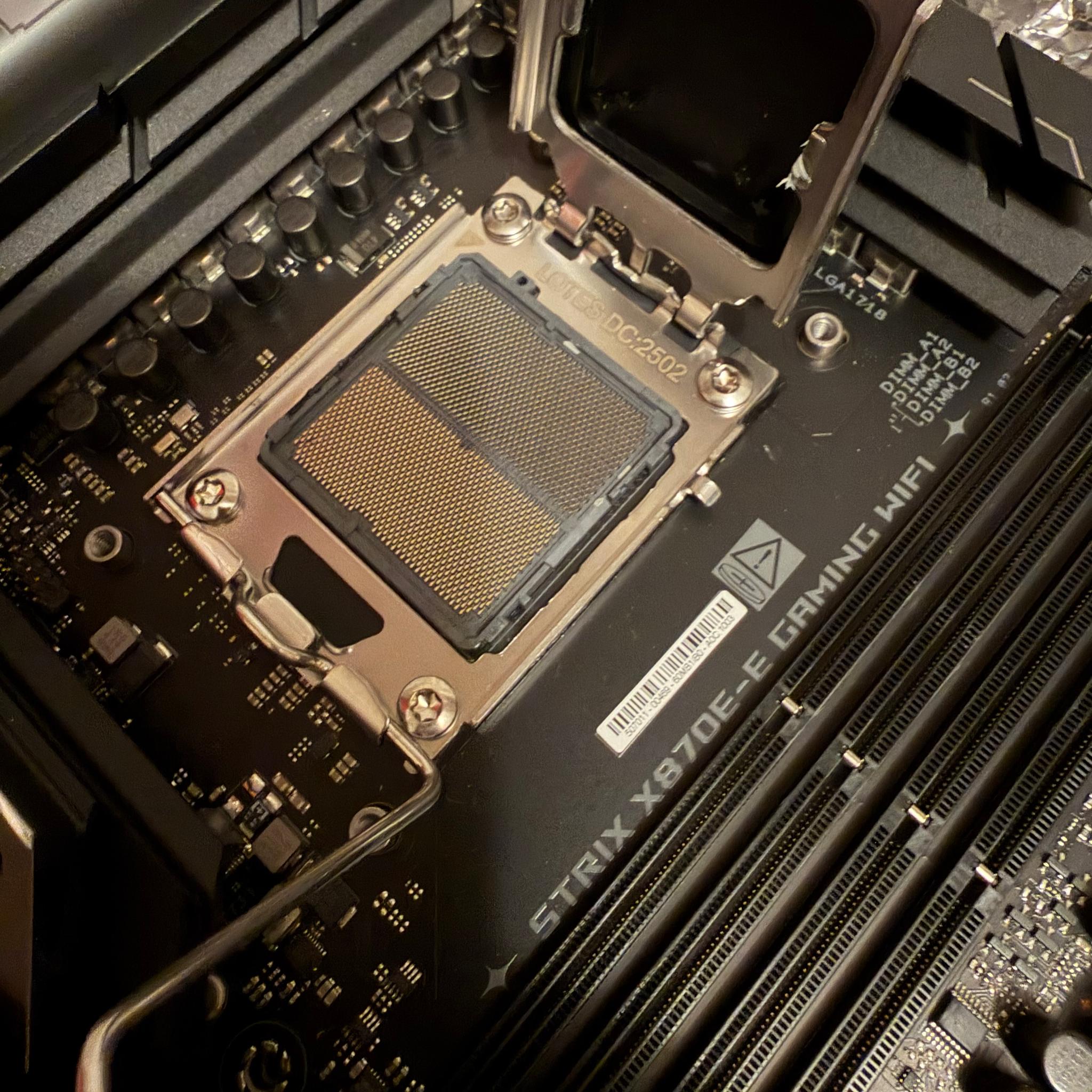 ASUS ROG STRIX X870E-E GAMING WIFI | AM5 Motherboard | Excellent Condition