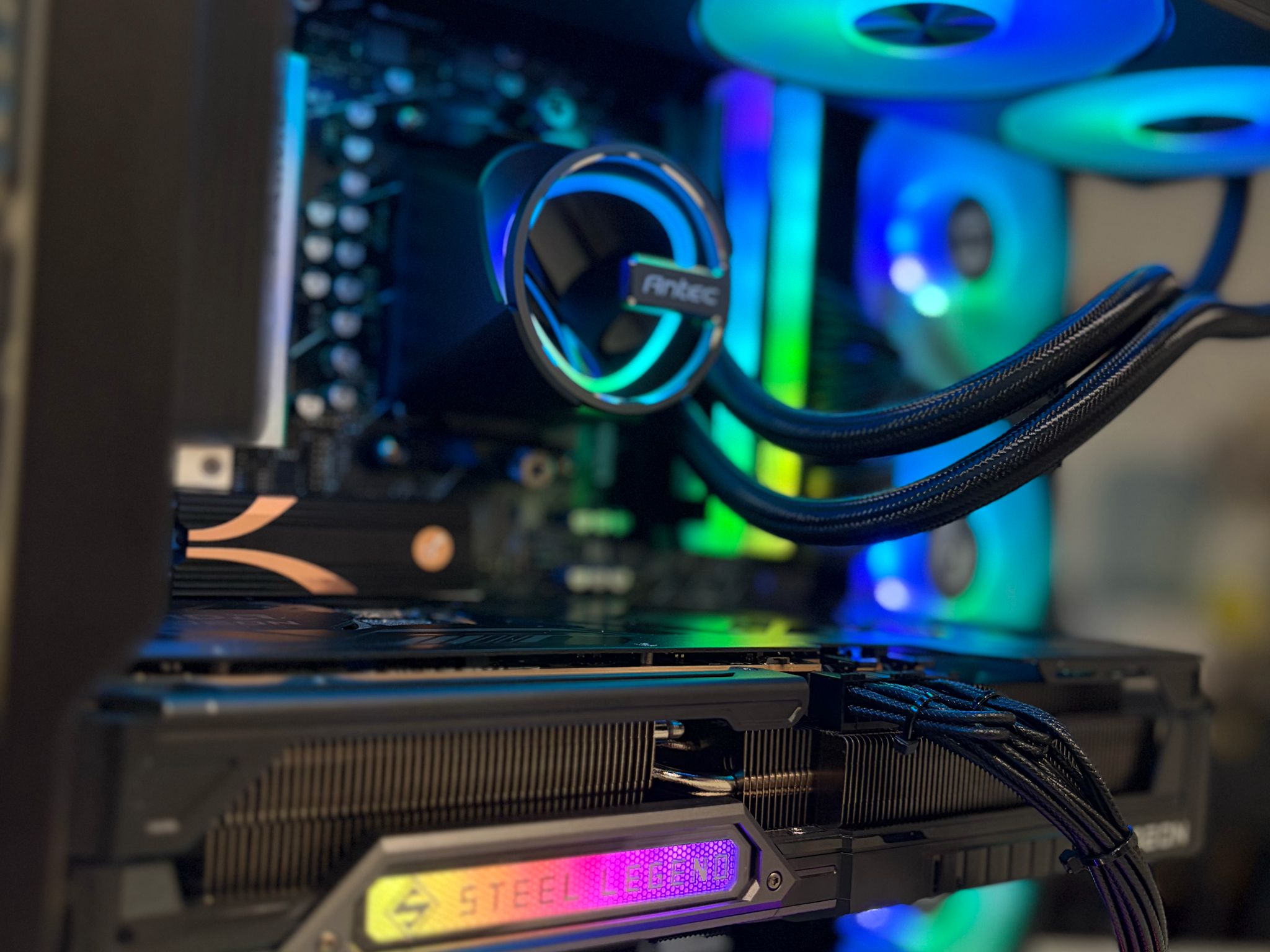 Gaming PC RX 9070 XT + RYZEN 7 9800X3D