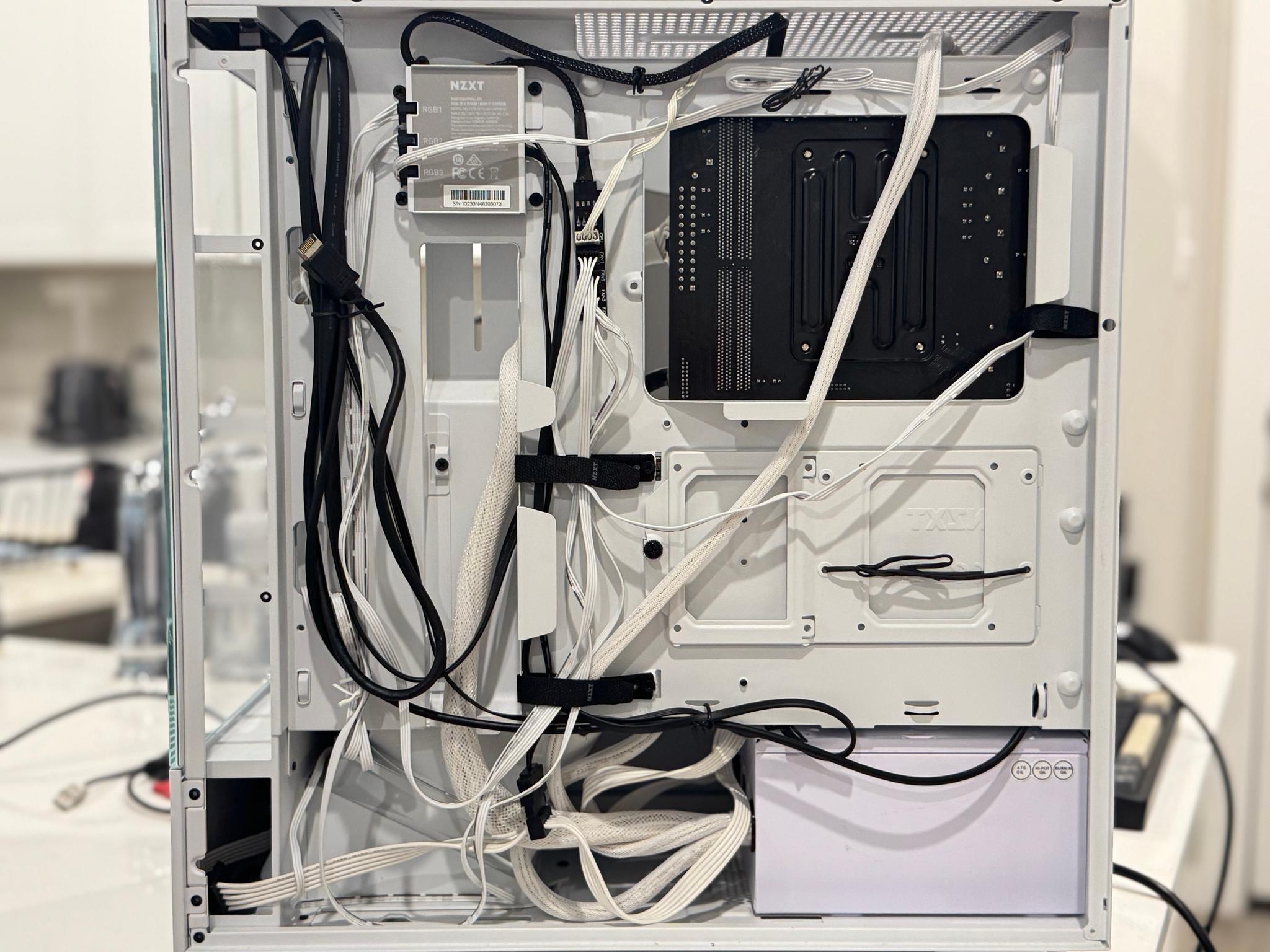 Radeon RX 7700 XT Custom Gaming PC - Ryzen 5 5500