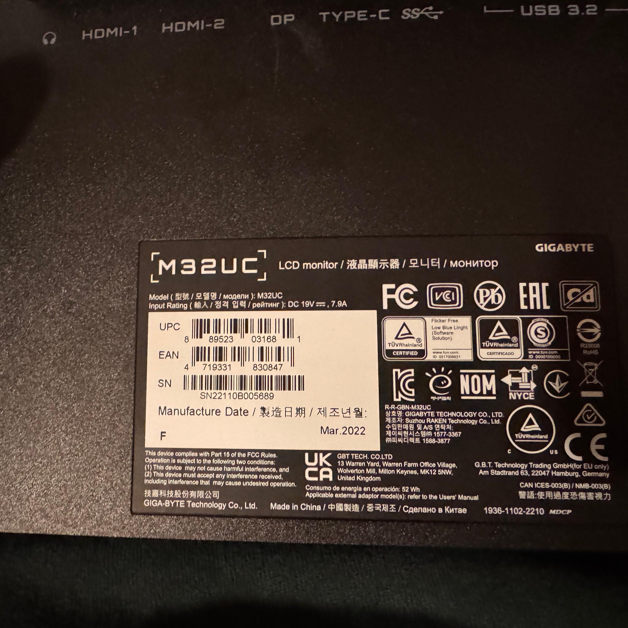 Used gigabyte 32” LCD VA 144hz gaming monitor.