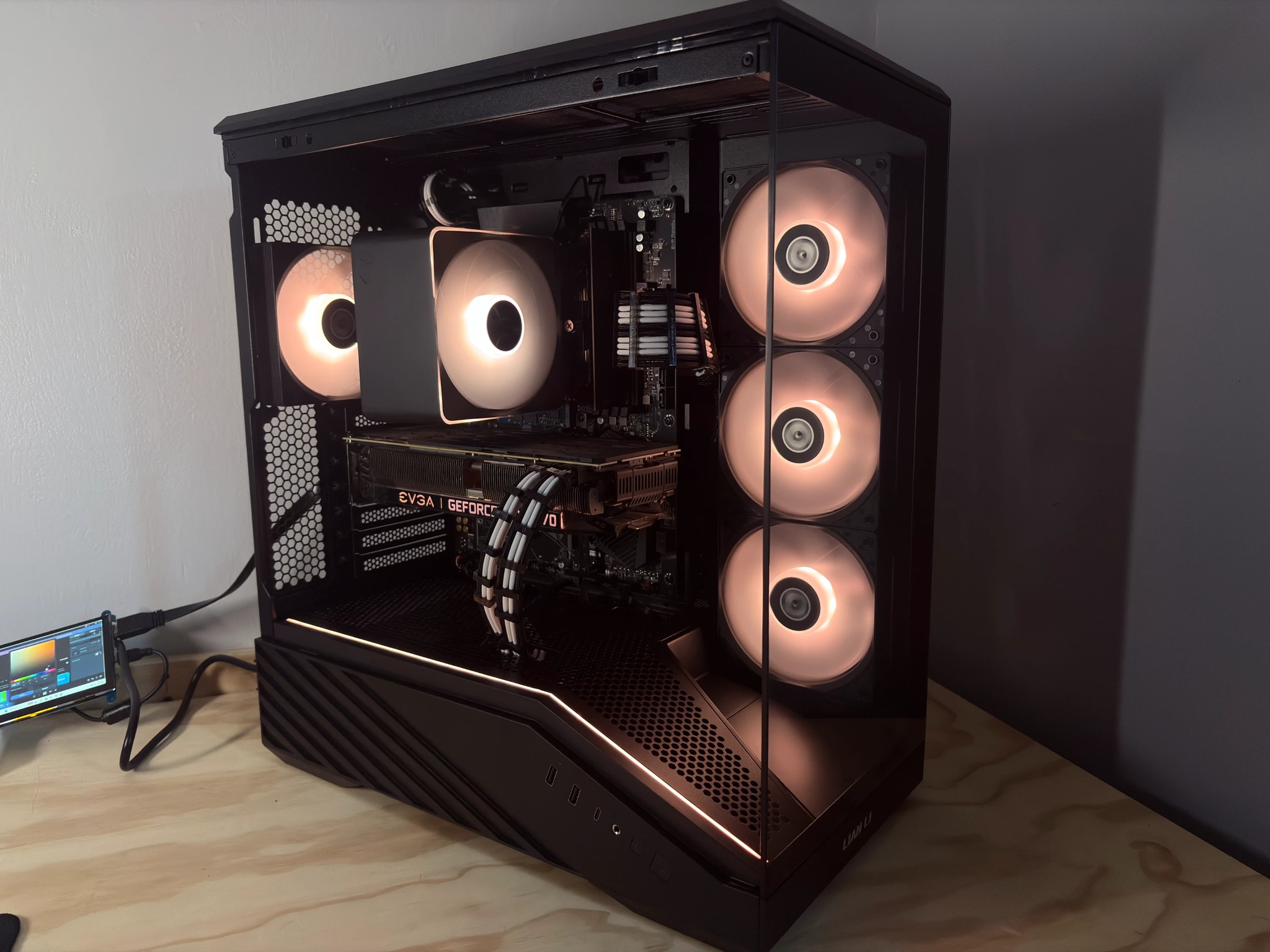 Apex Series PC / Ryzen 5 + RTX 2070 / NVMe SSD / Ready to play!