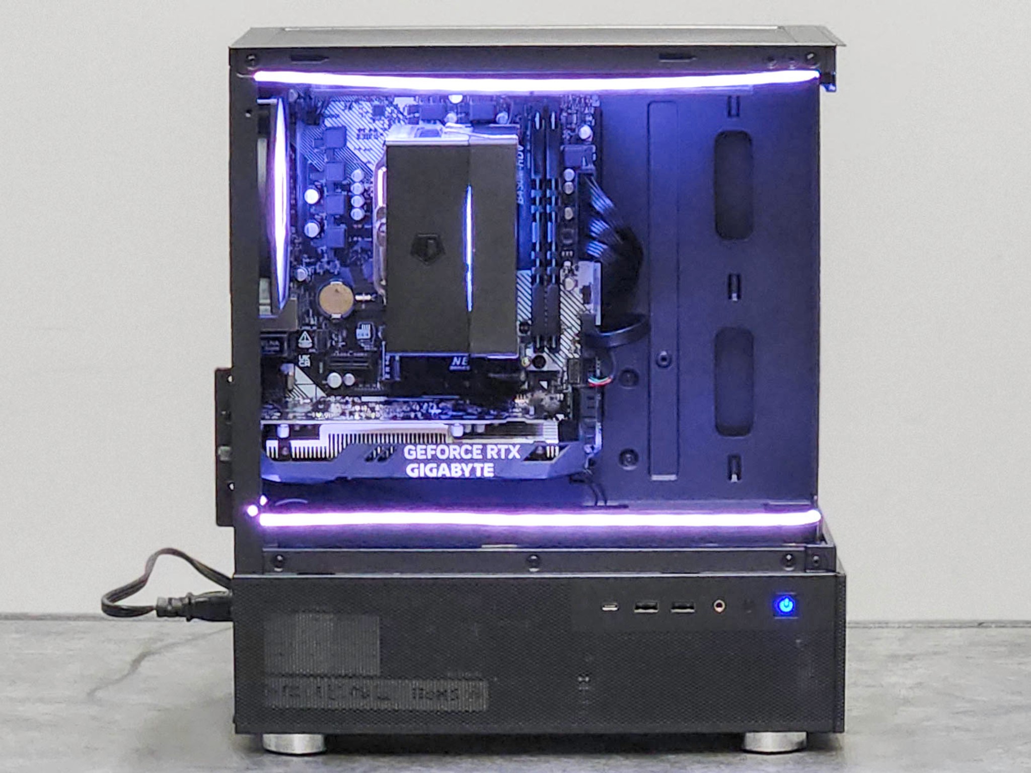 Ryzen 5 5500 | RTX 3050 | 16G DDR4 | 1TB SSD | Gaming PC