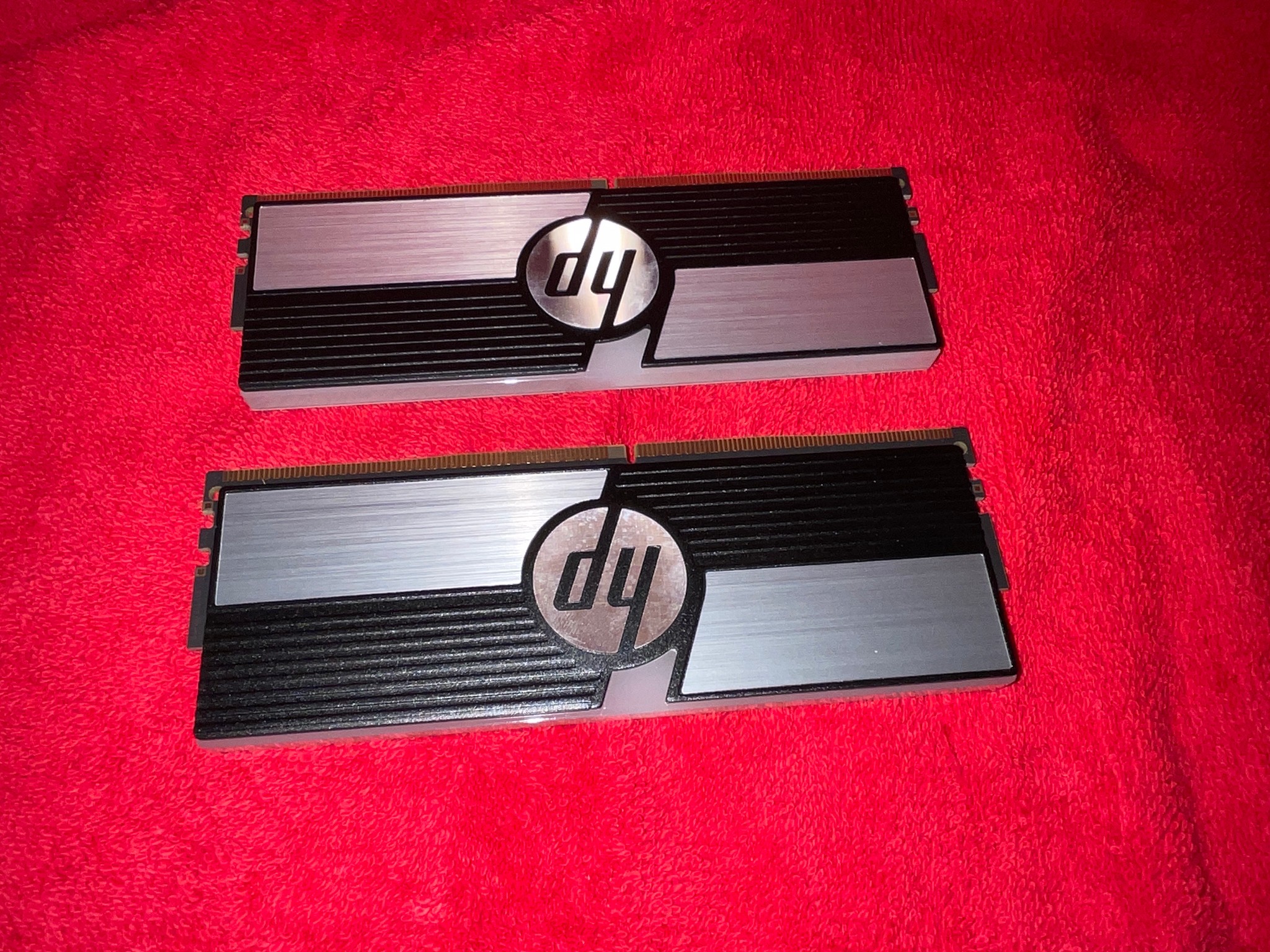 HP V10 DDR4 RGB 3600MHz 32GB (2 X 16GB) CL14-15-15-35
