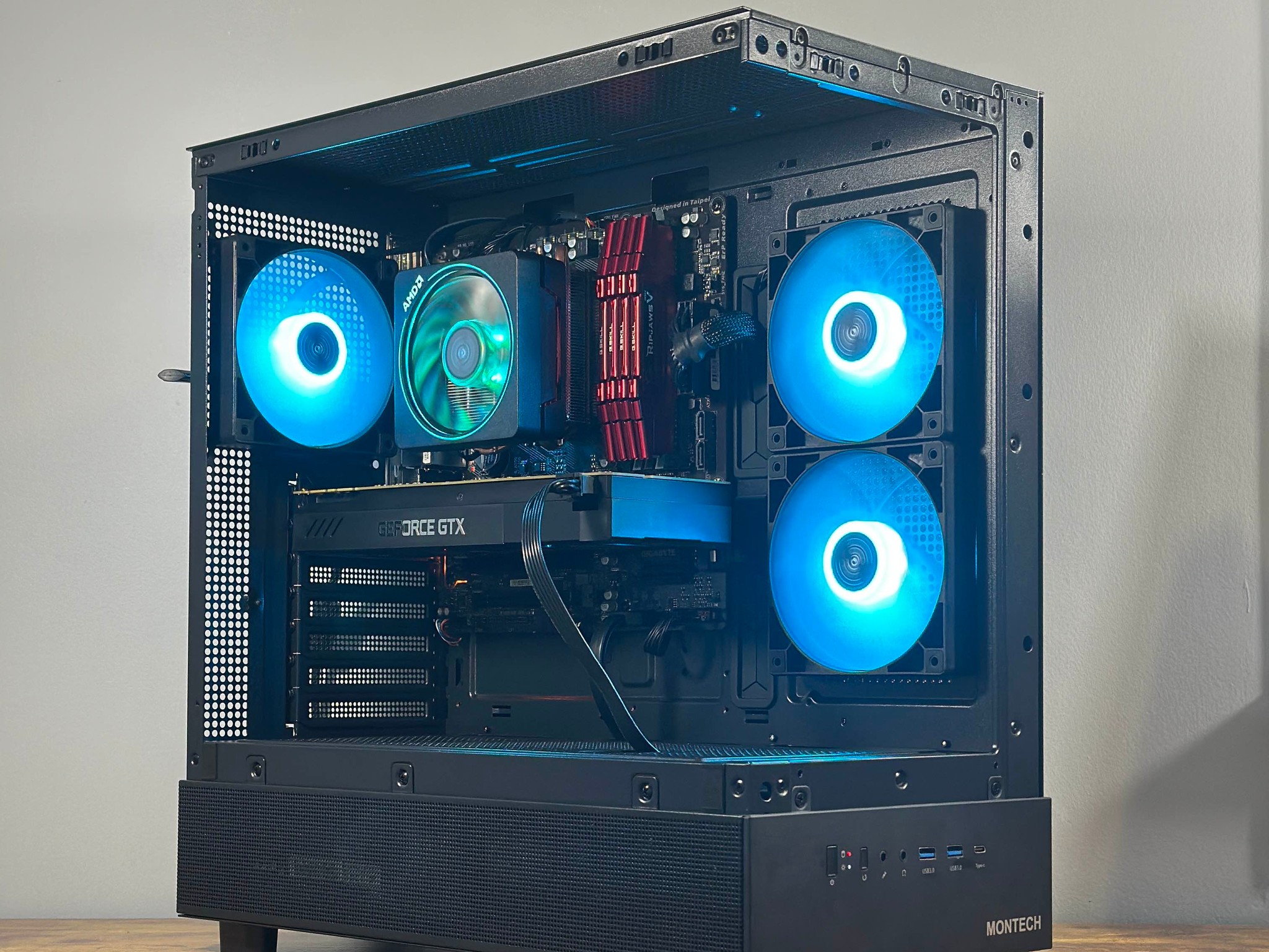 GTX 1070 8GB | Ryzen 7 2700X | 16GB DDR4 | 512GB SSD | Win11 | WIFI | 1080P Custom Gaming PC
