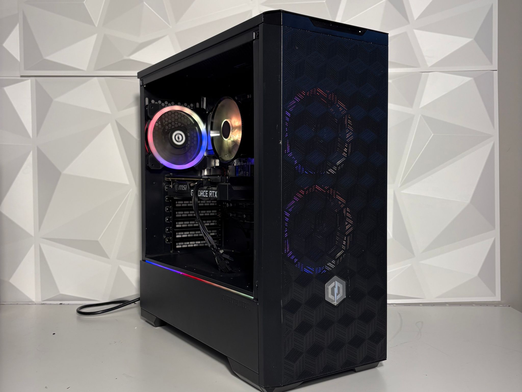 😡💢 //RGB Gaming PC// 💢😡 - RTX 3060, Ryzen 5 3600, 1TB SSD, 16GB DDR4