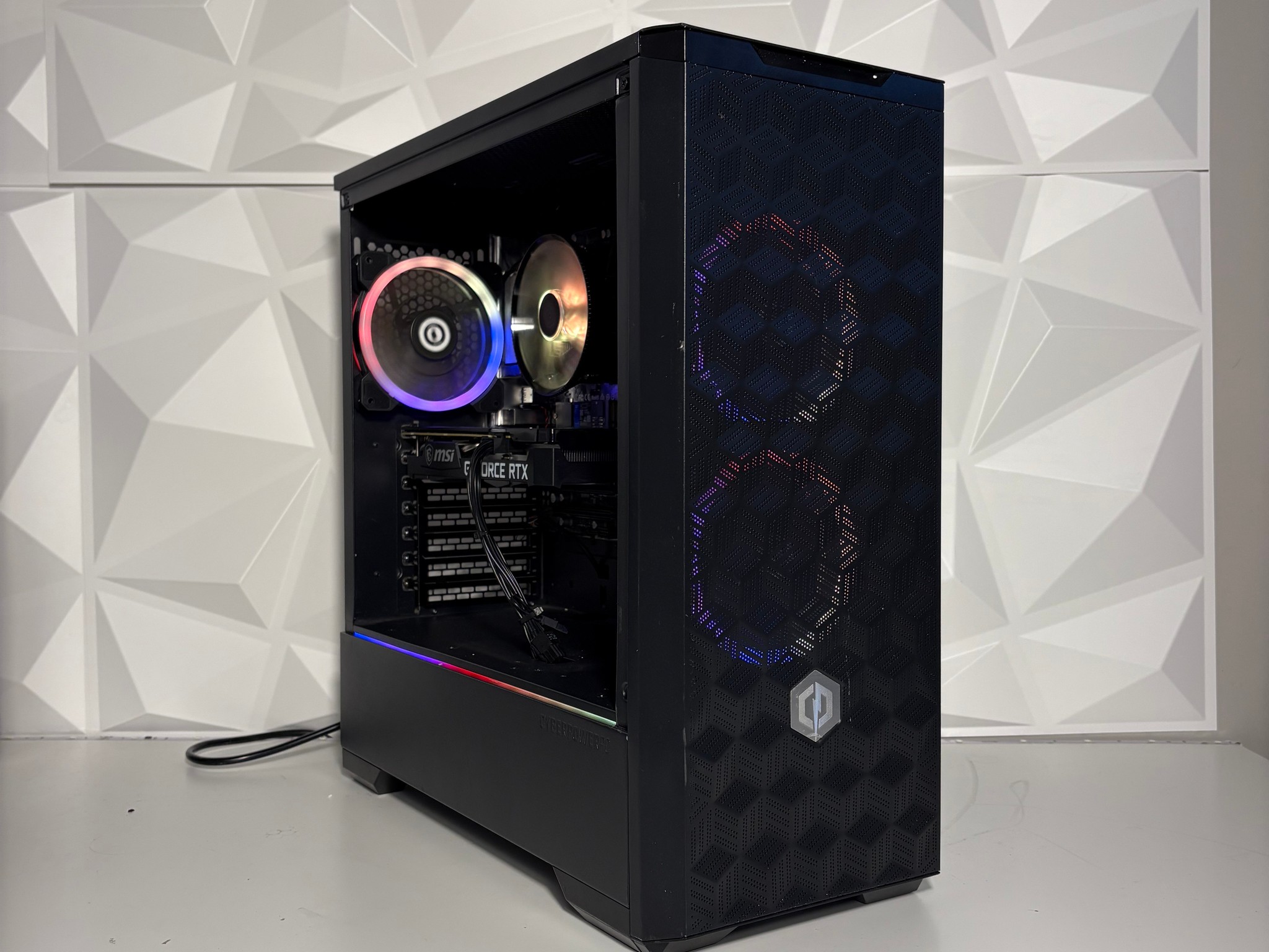😡💢 //RGB Gaming PC// 💢😡 - RTX 3060, Ryzen 5 3600, 1TB SSD, 16GB DDR4