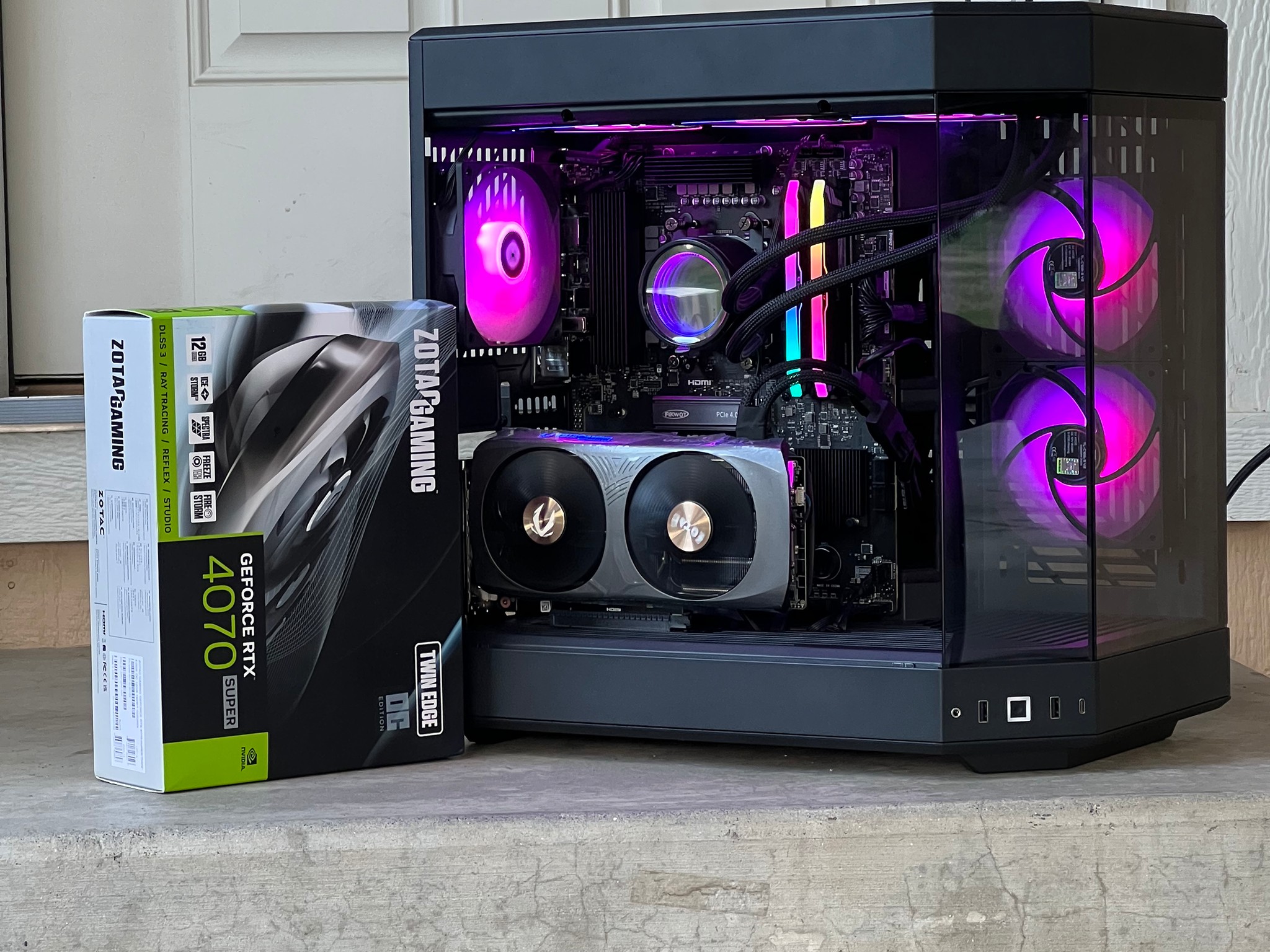 ⬛️Black HYTE⬛️ rtx 3080, ryzen 5 7600x, 32GB 6400mhz