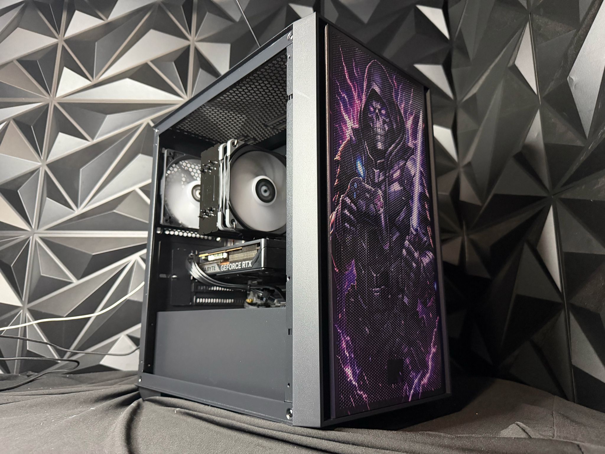 🎮⚡ GAMER 1460 ⚡🎮 i5 14400F| RTX 5060| 16 GB DDR5| 1 TB NVMe| 650W PSU
