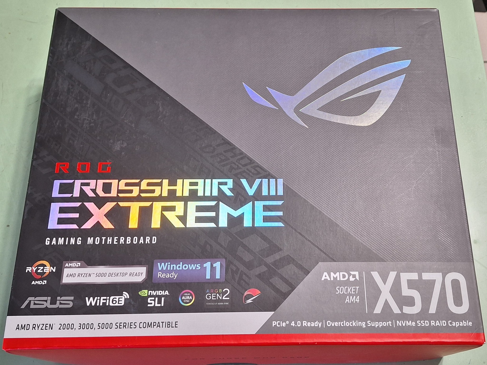 CROSSHAIR VIII EXTREME AM4 X570 Motherboard with 32gigs DDR4 Ram