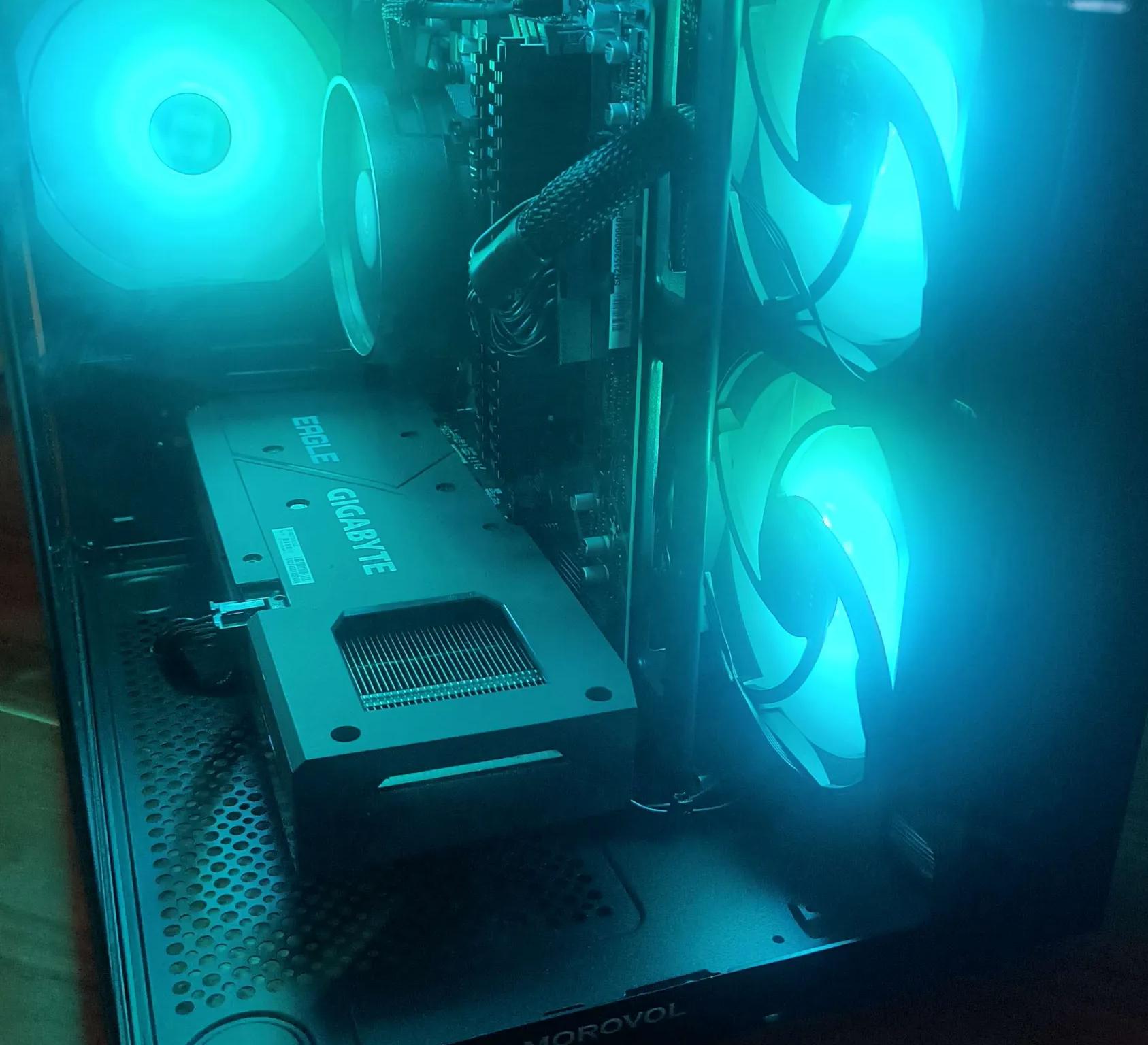 The Anvil ~ Ryzen 5 3600 ~ RX 6650XT ~ 32GB DDR4 ~ 512GB SSD ~ 3TB HDD ~ WIFI ~ ARGB
