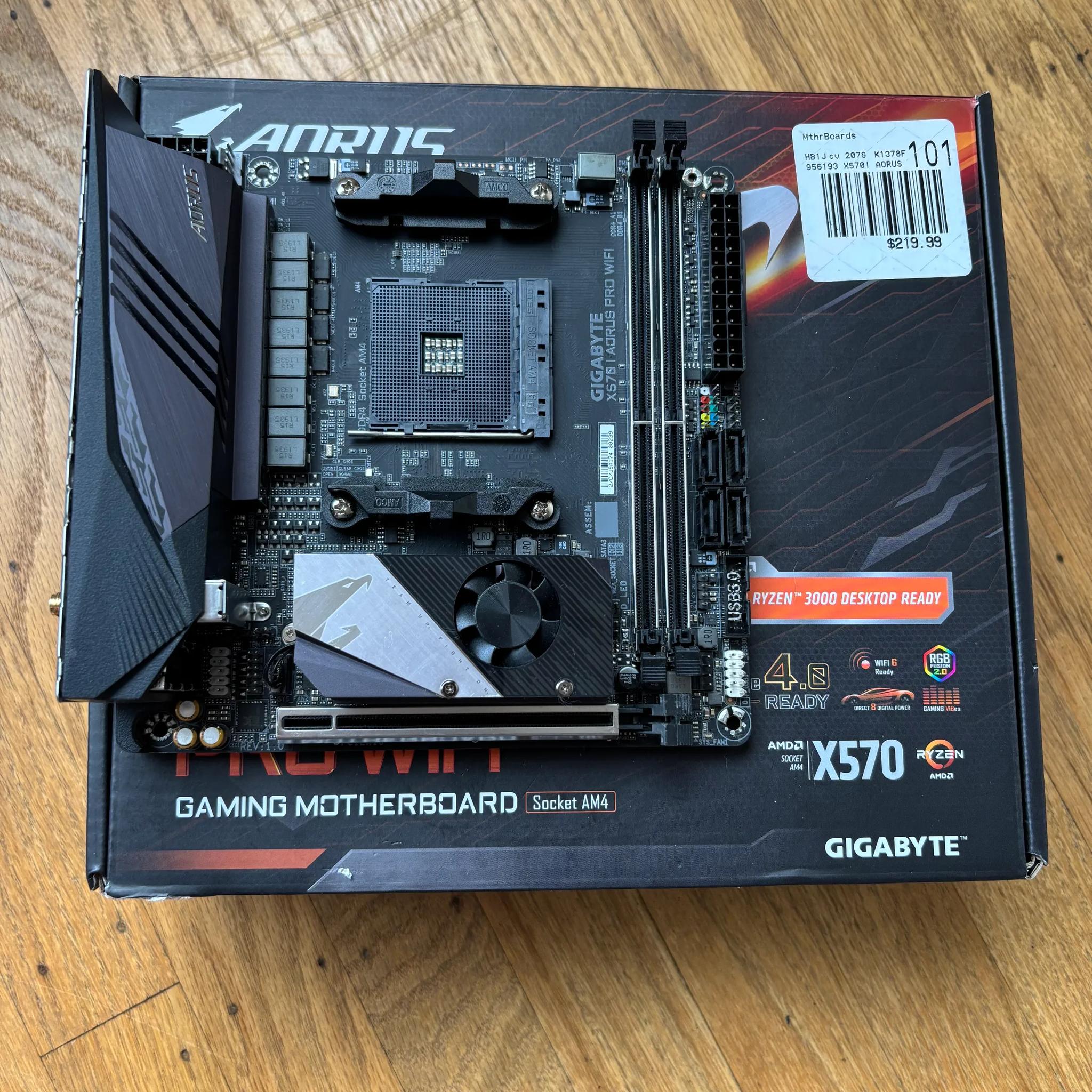 Aorus x570 WiFi ITX Mobo with 32GB DDR4 COMBO