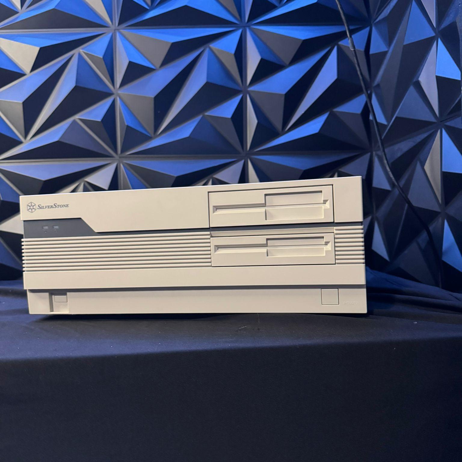 🍋‍🟩 The Limewire 🍋‍🟩 Ryzen 7 9800X3D| RTX 5080| 32 GB DDR5 | 4 TB NVMe