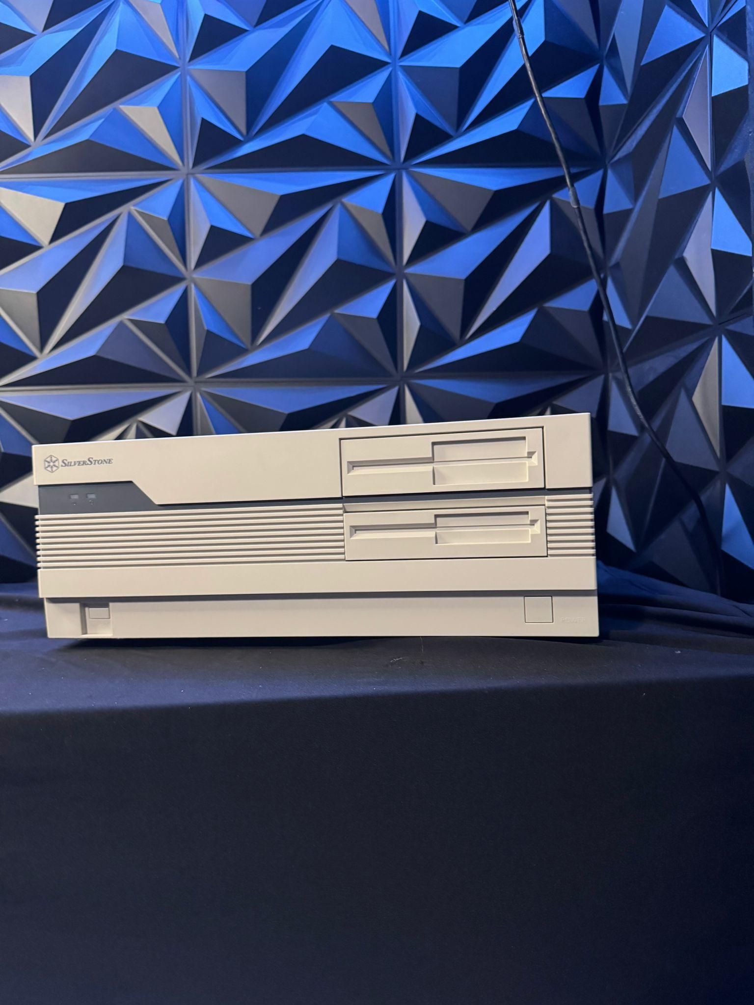 🍋‍🟩 The Limewire 🍋‍🟩 Ryzen 7 9800X3D| RTX 5080| 32 GB DDR5 | 4 TB NVMe