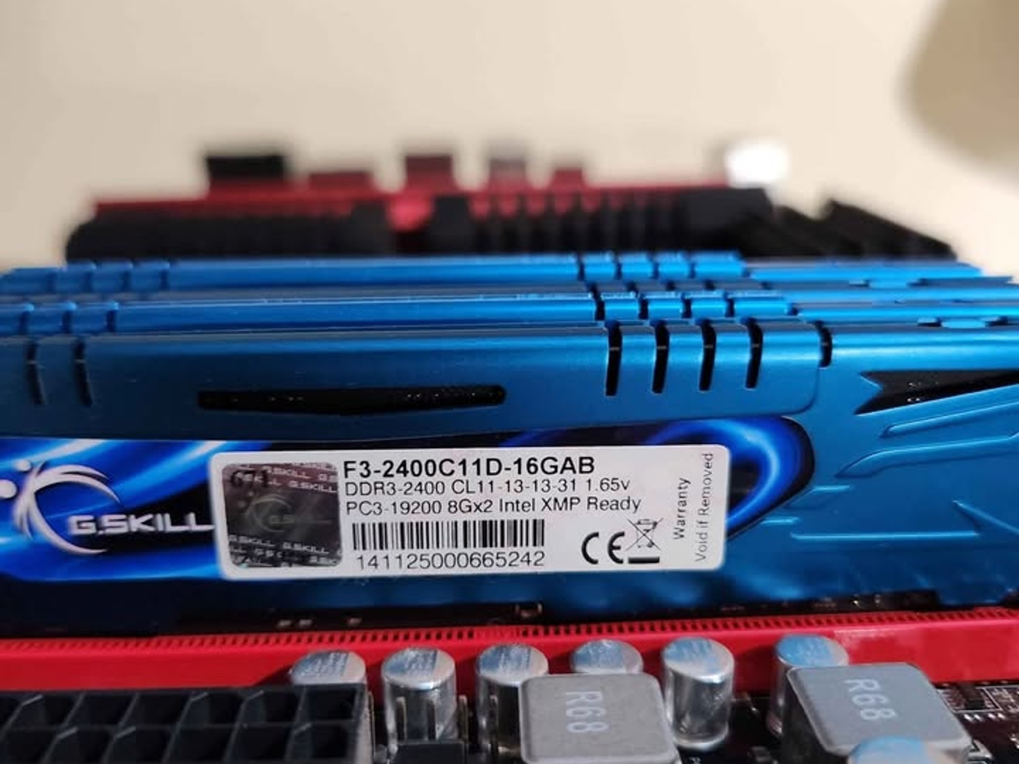 Asus Crosshair V Formula-Z ATX AM3+ Motherboard w/ CPU AMD FX-8350 and DR3 Ram 32GB (4x8GB)