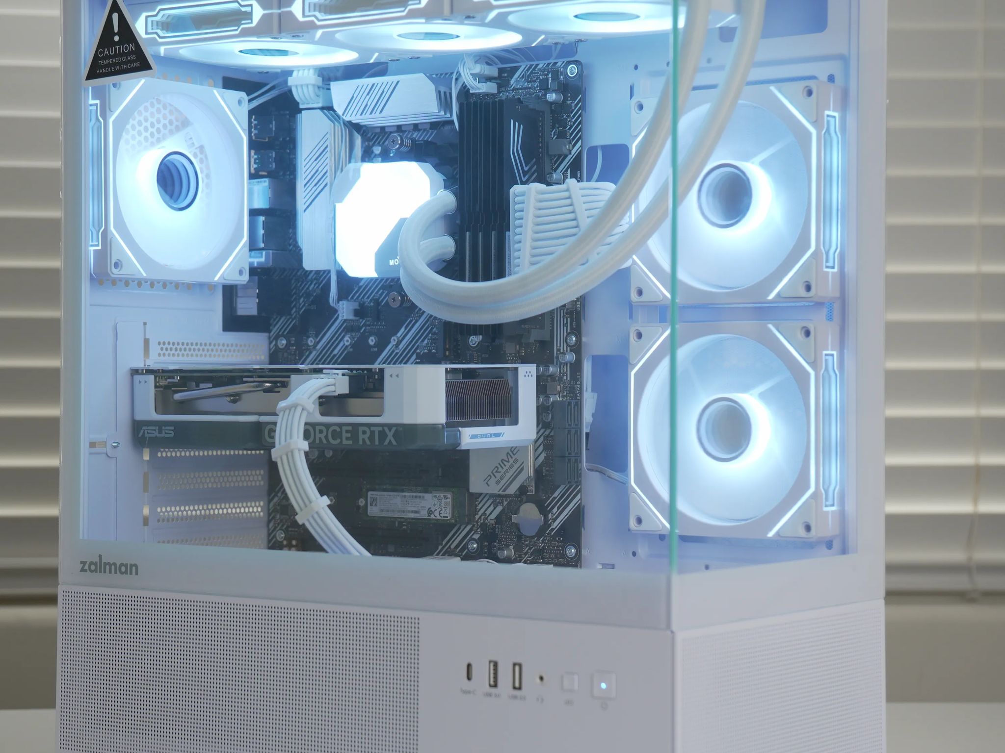 RTX 4060 | RYZEN 7 3700X | 32GB RAM | 1TB SSD | Wifi + BT | Windows 11 - Water Cooled Gaming PC
