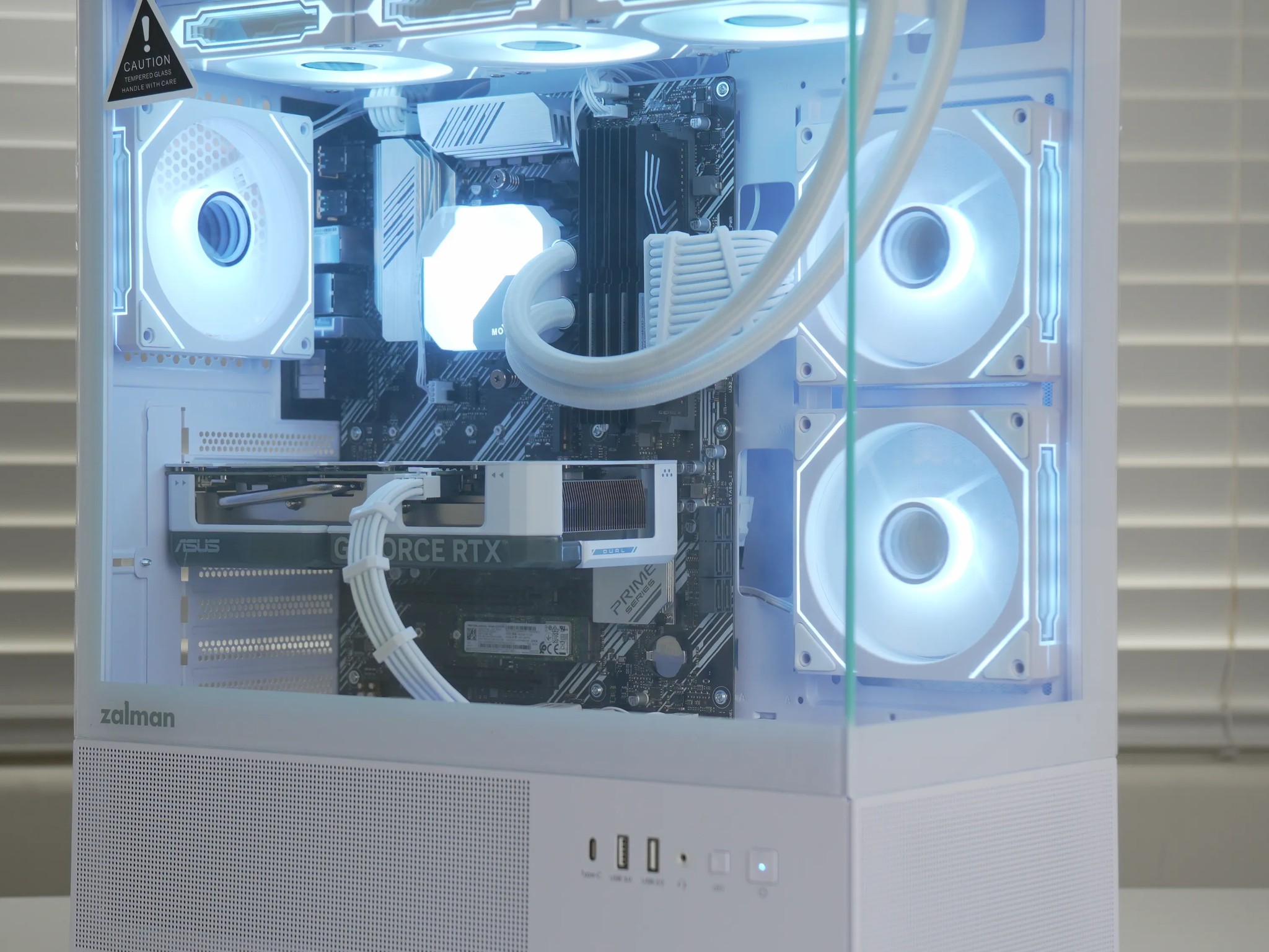RTX 4060 | RYZEN 7 3700X | 32GB RAM | 1TB SSD | Wifi + BT | Windows 11 - Water Cooled Gaming PC