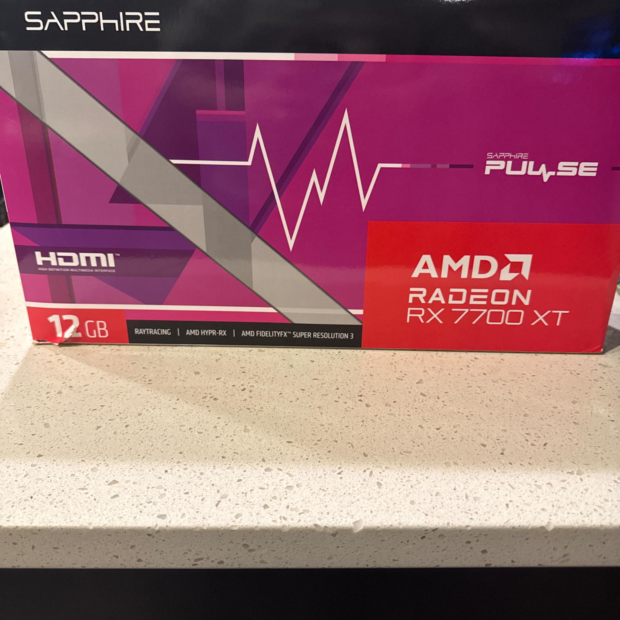 Radeon Rx Sapphire Pulse 7700XT 12gb VRAM