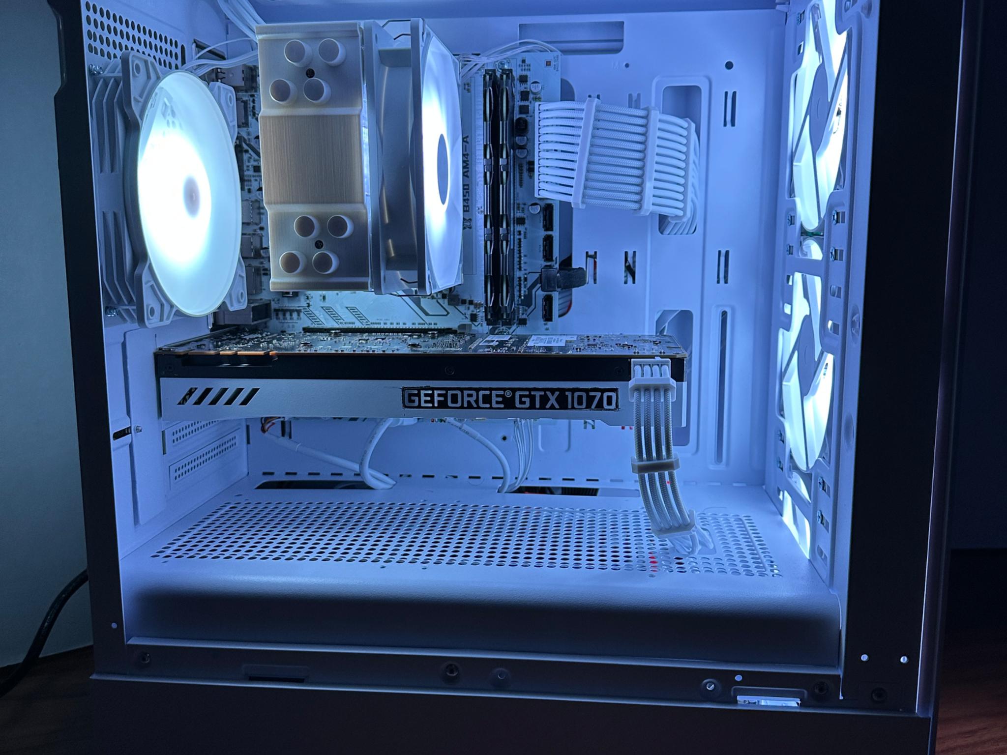 GTX 1070 | Ryzen 5 2600x | 16GB DDR4 | 1.26TB | Windows 11 | Office 2024 | WiFi | Custom Gaming PC