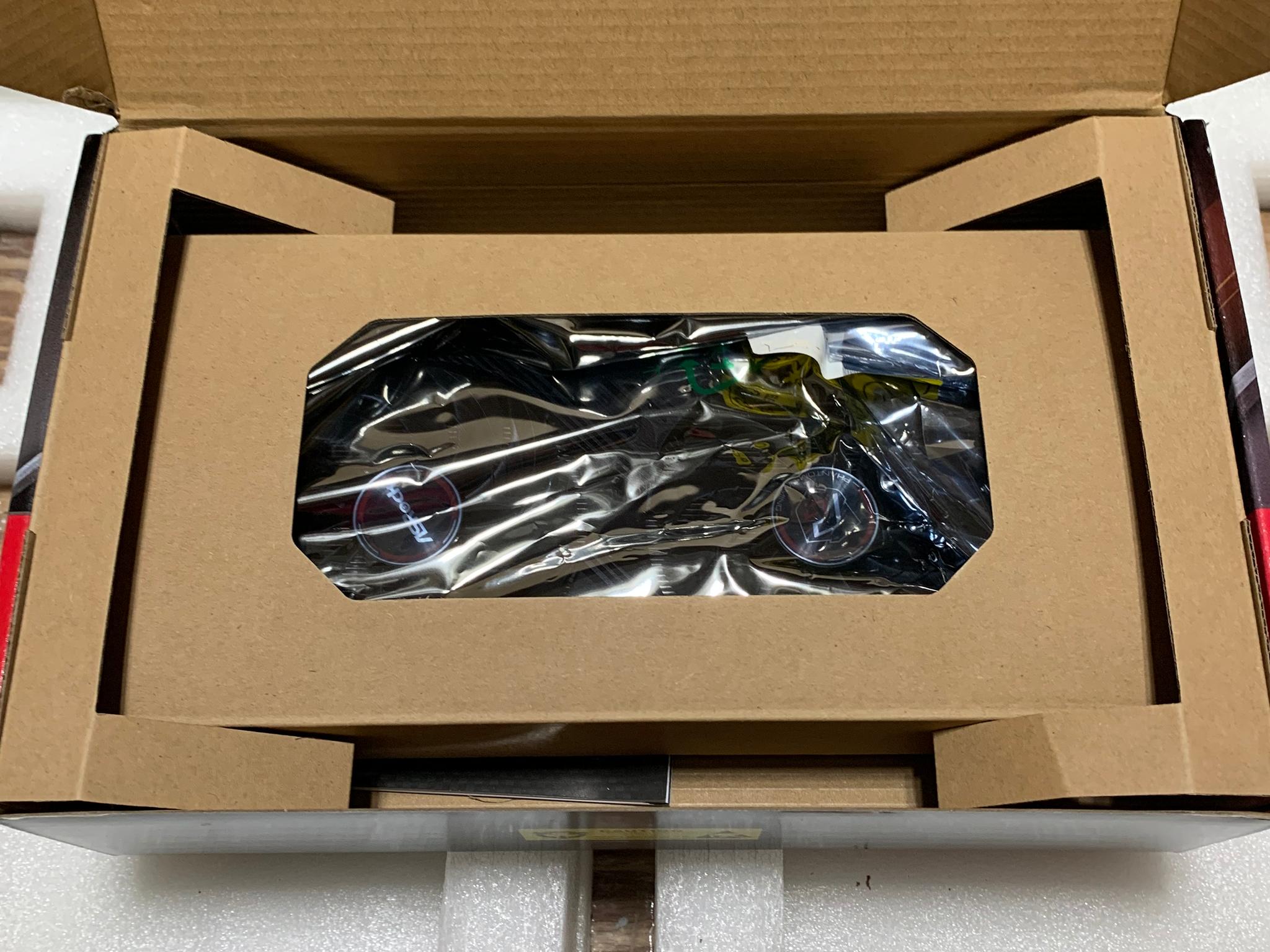 NEW 6500 XT 8GB OPEN BOX ASROCK PHANTOM GAMING