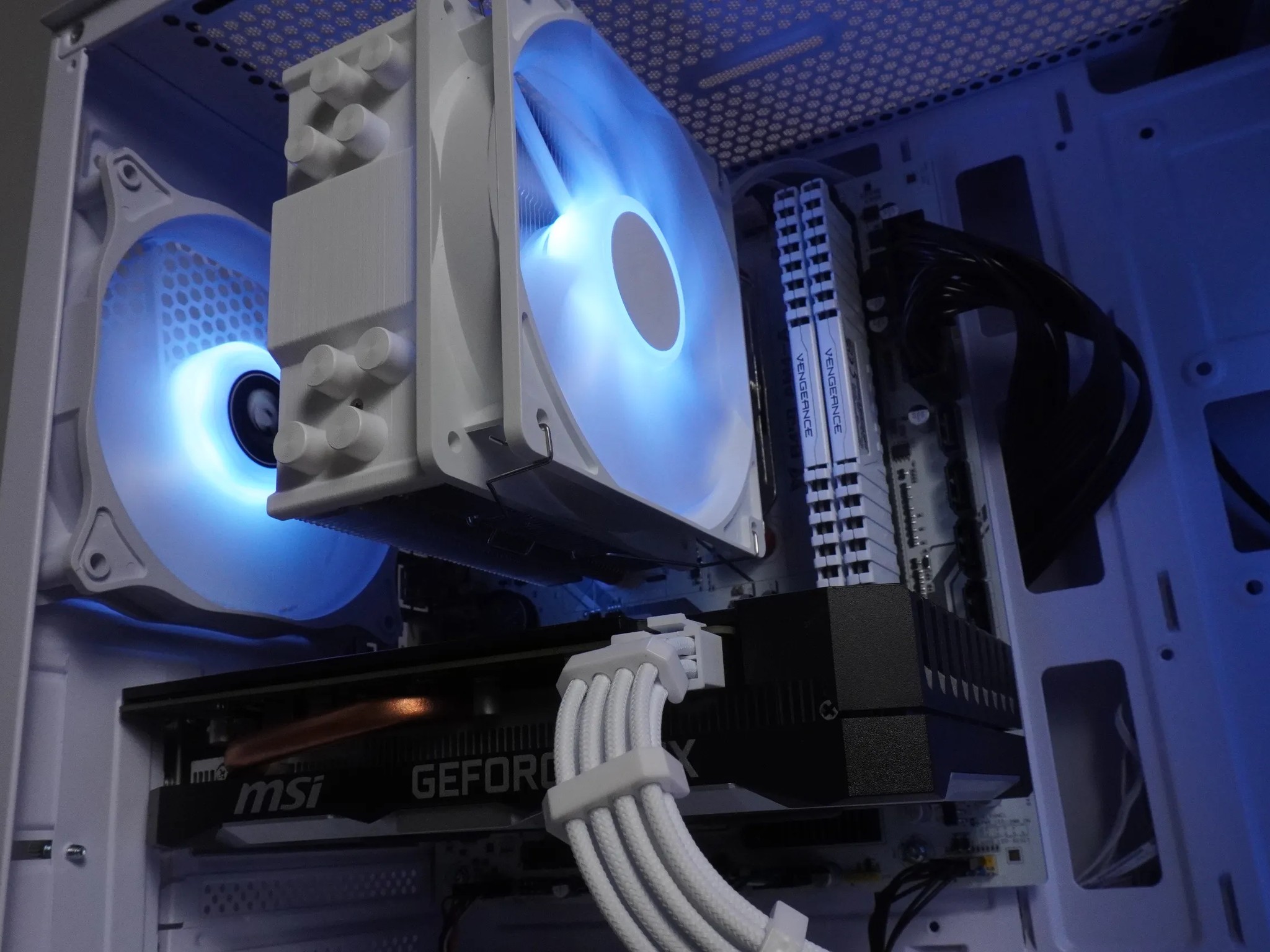 🤍ALL WHITE🤍 1080p GAMING MACHINE 💚GTX 1660 Super 🧡 Ryzen 5 5500 | 16GB | 1TB | WIFI