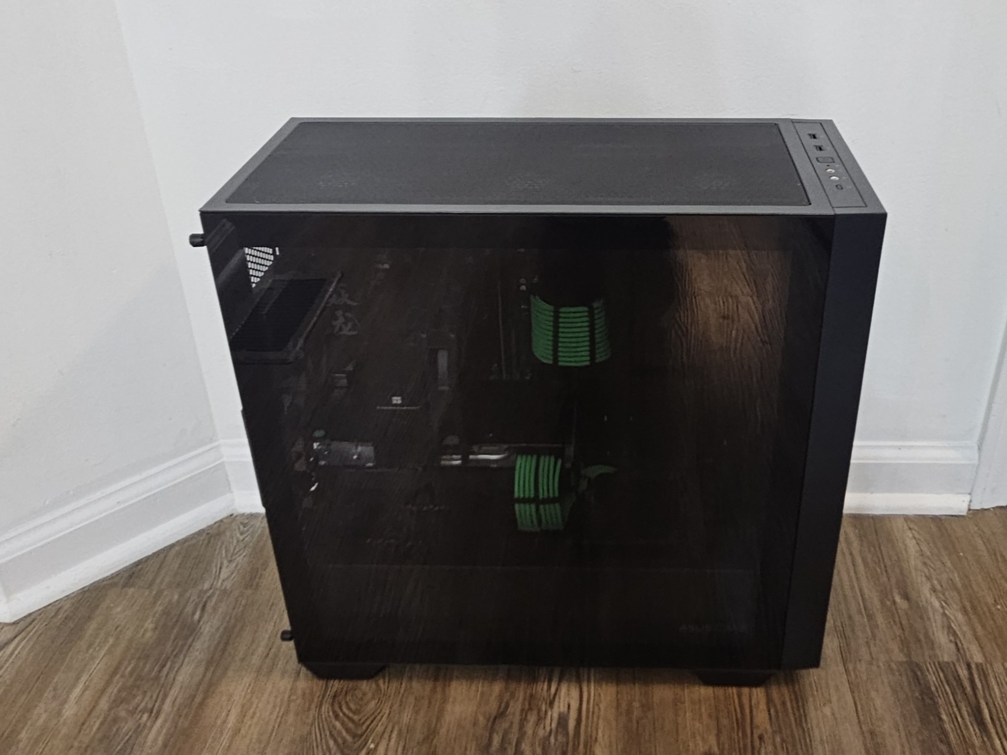 "Shadow Master" 1440p New Gaming PC Ryzen 5 5500 & Ryzen 5700XT