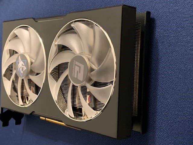 PowerColor RX 6600 XT Hellhound 8GB in good condition