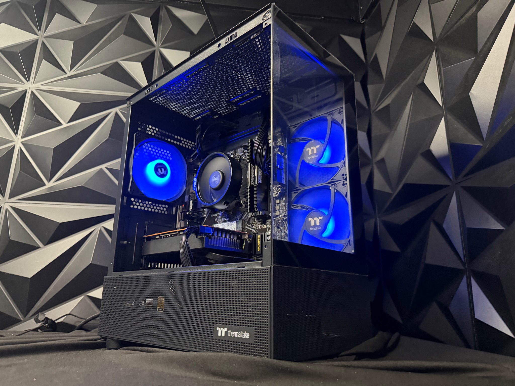 💸🎮 THE BUDGET BOOMER 🎮💸Ryzen 5 5500| RX 5600XT| 16 GB DDR4| 500GB NVMe| 650W PSU