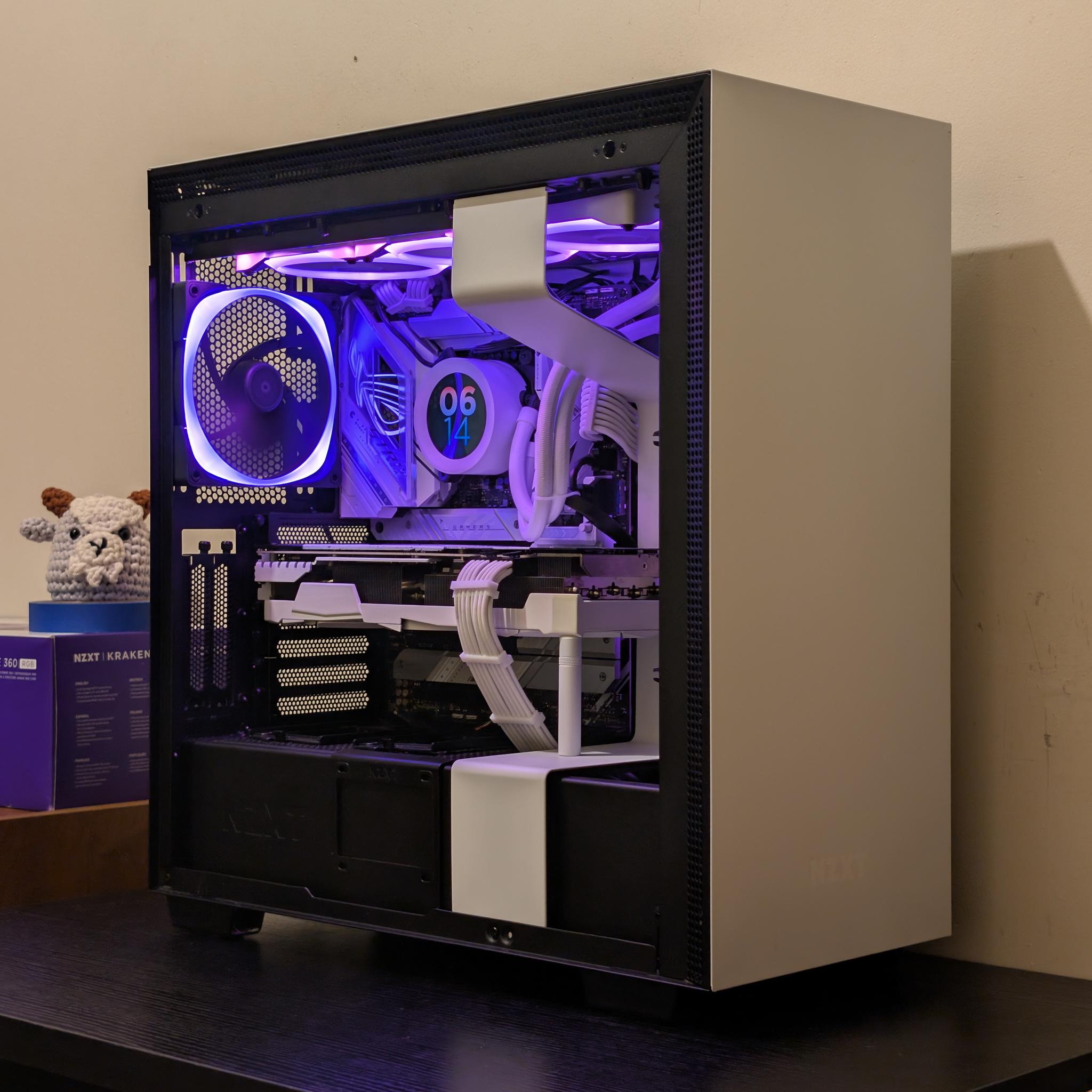 🐼🔳 1440p Gaming Beast | RTX 3080Ti | i7 13700KF | 1TB SSD | 32GB RAM | WiFi 6 & Bluetooth 🔳🐼