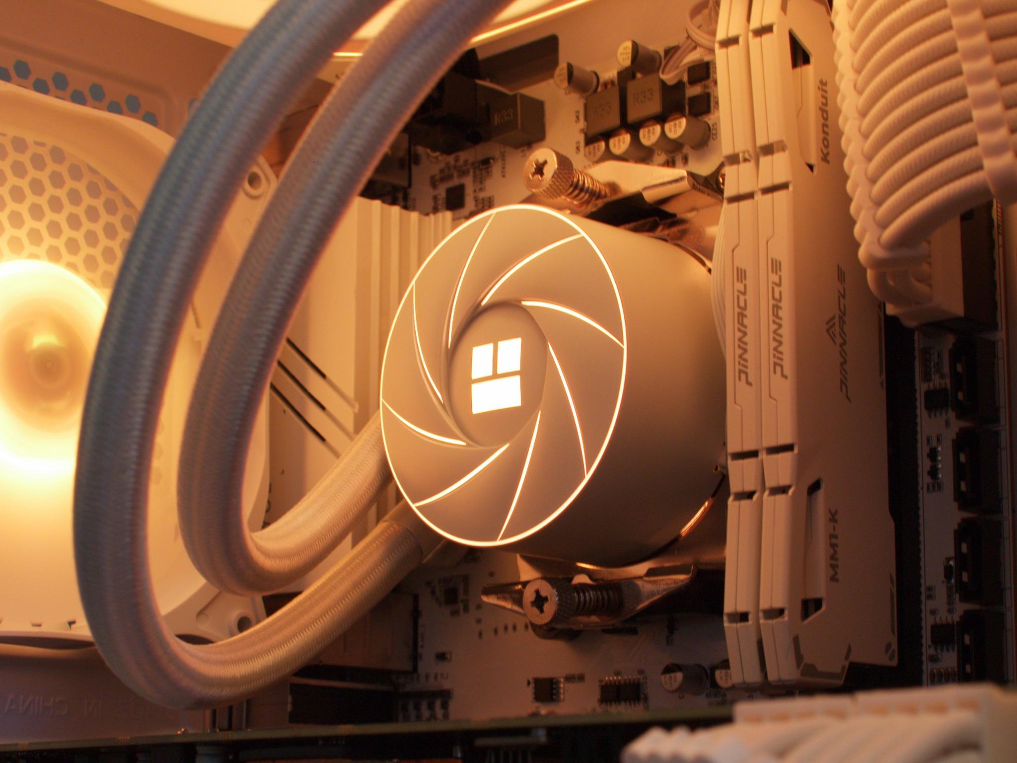 🧡🍯 The Honey 🐝🤍 | RTX 3070 | Ryzen 7 3700X | 32GB DDR4 | 1TB SSD