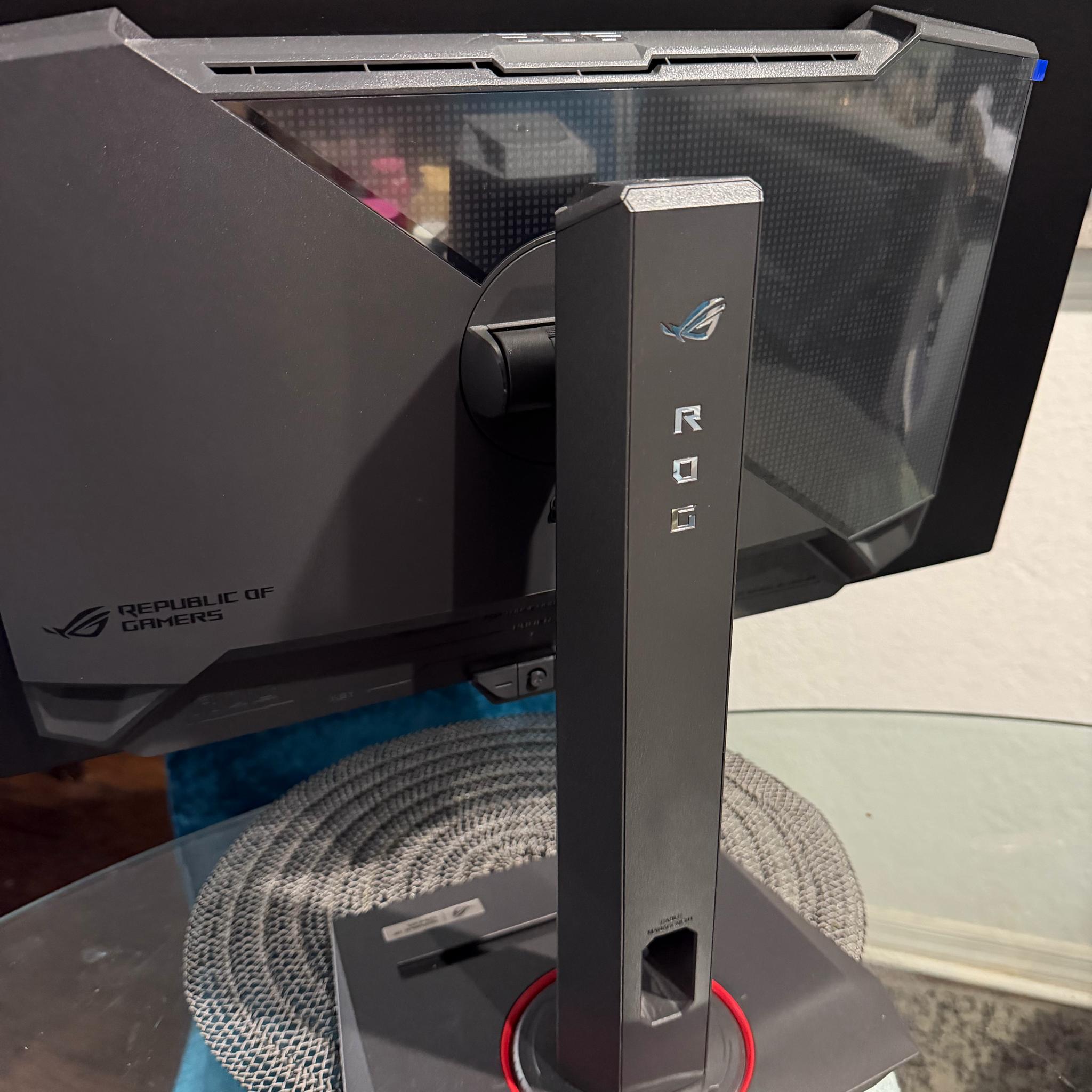 For Sale! ASUS ROG Strix 27 inch QHD 2K 1440P 240Hz OLED Monitor