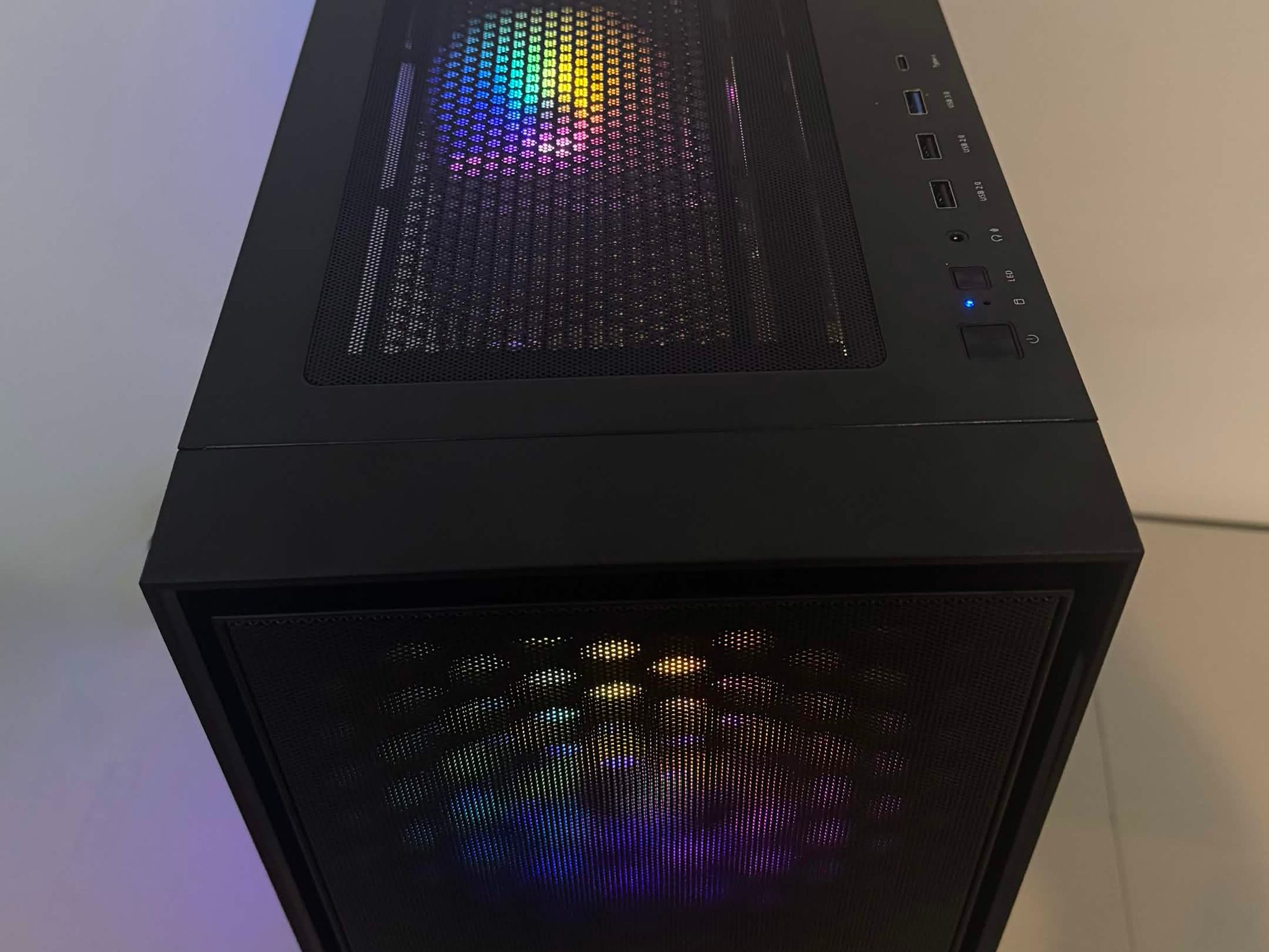 NVIDIA GeForce GTX 1660 Ti Custom Gaming PC - Core i5-9400F, 32GB RAM, 1TB SSD