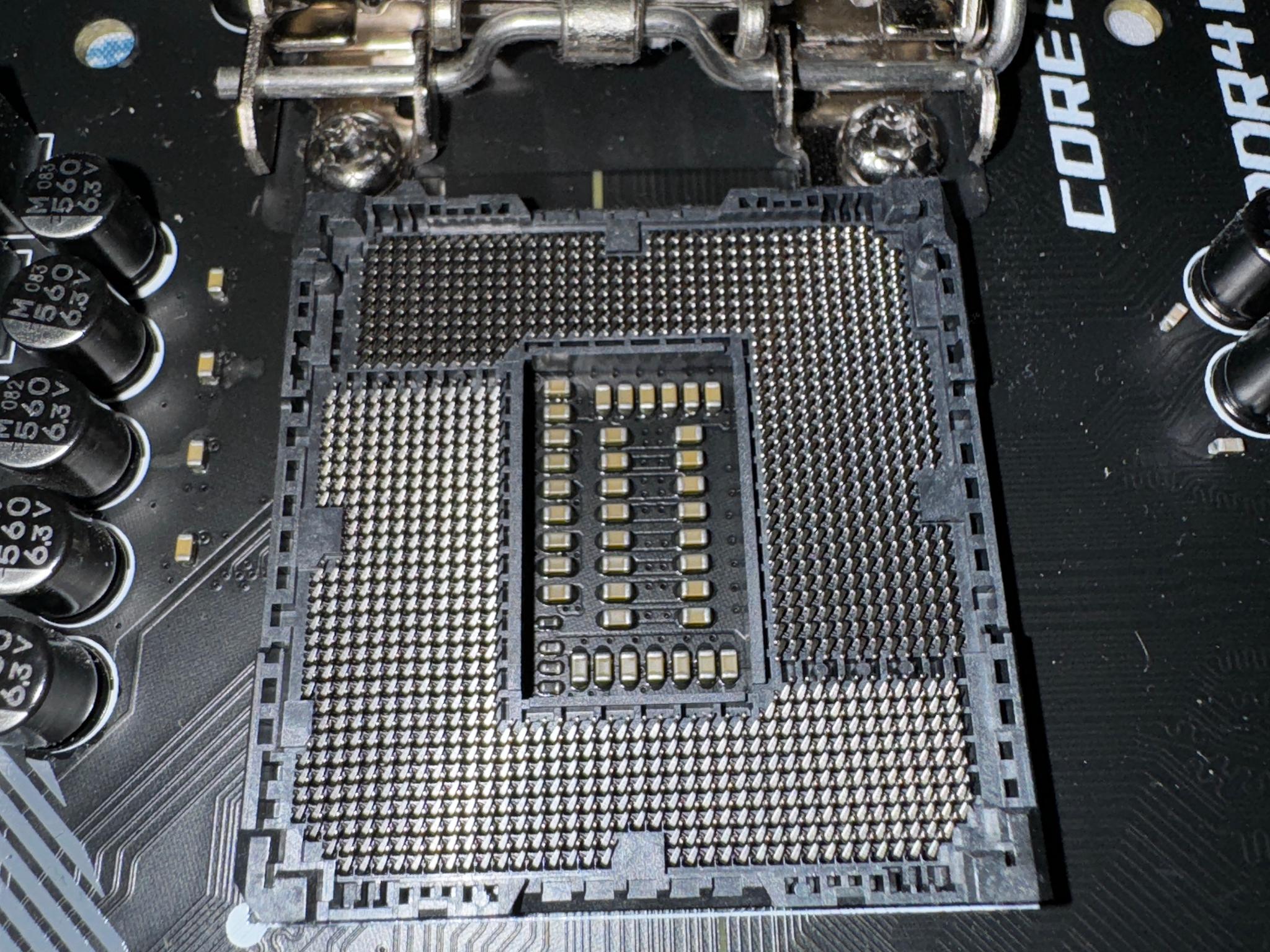 MSI MPG Z390 Gaming Edge AC + i5-8600