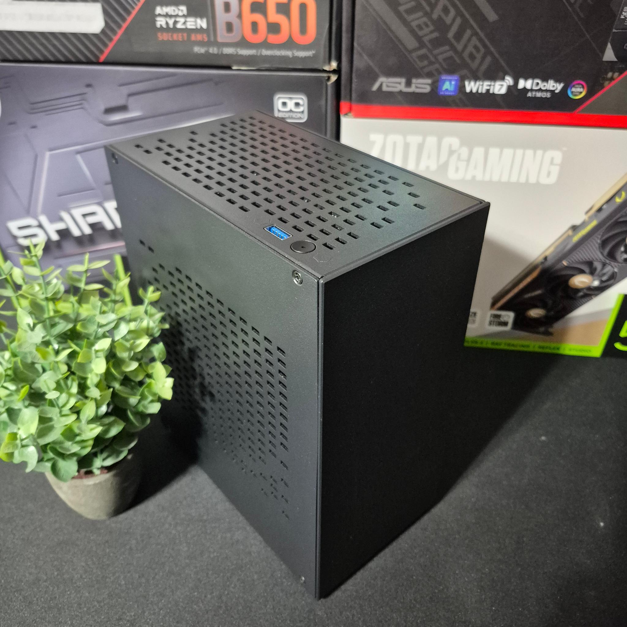 Ryzen 5 5500 | RTX 3050 8GB | 16GB RAM | 500GB NVMe
