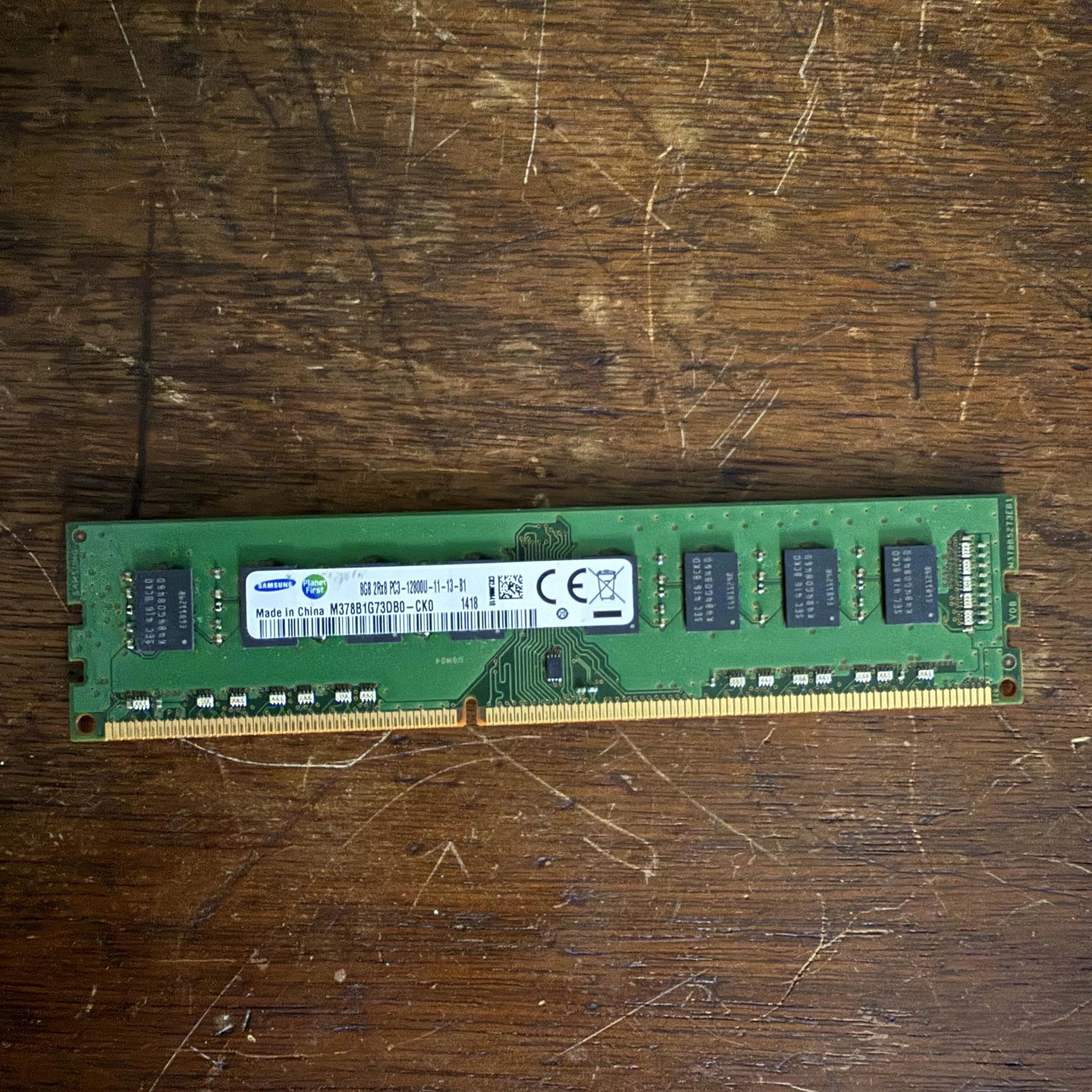 Samsung DDR3 8GB RAM 1600MHz (set of 3 sticks)