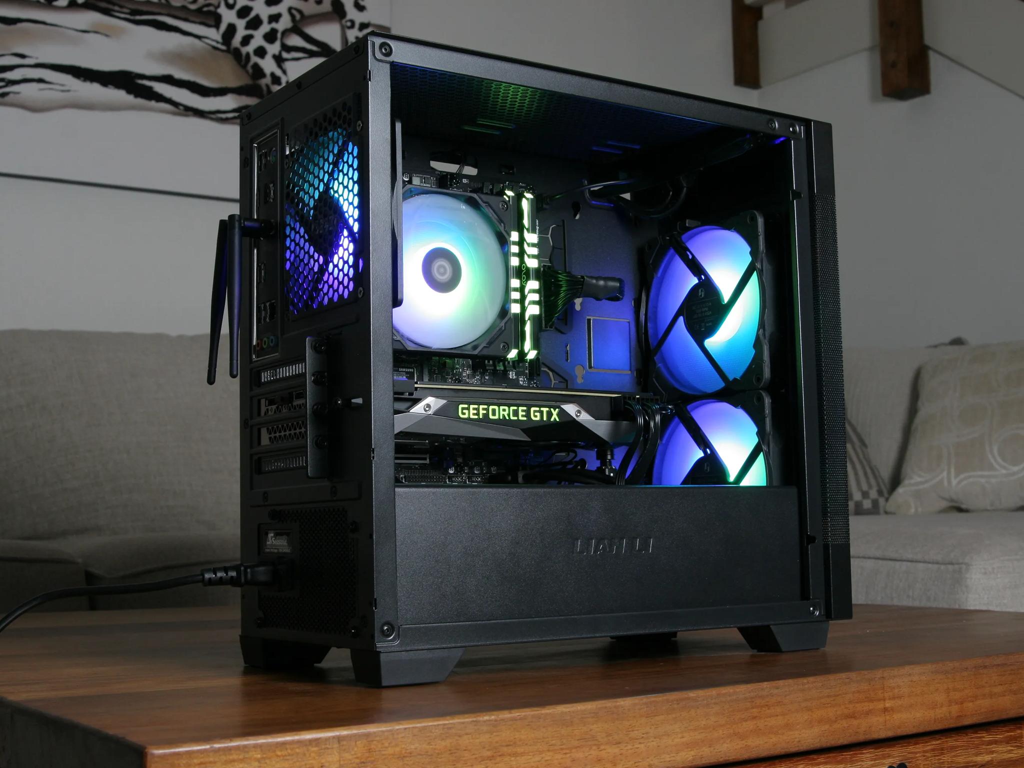 Gaming / Streaming PC - Nvidia GTX 1080 Ti - Ryzen 7 3700X - 16GB 