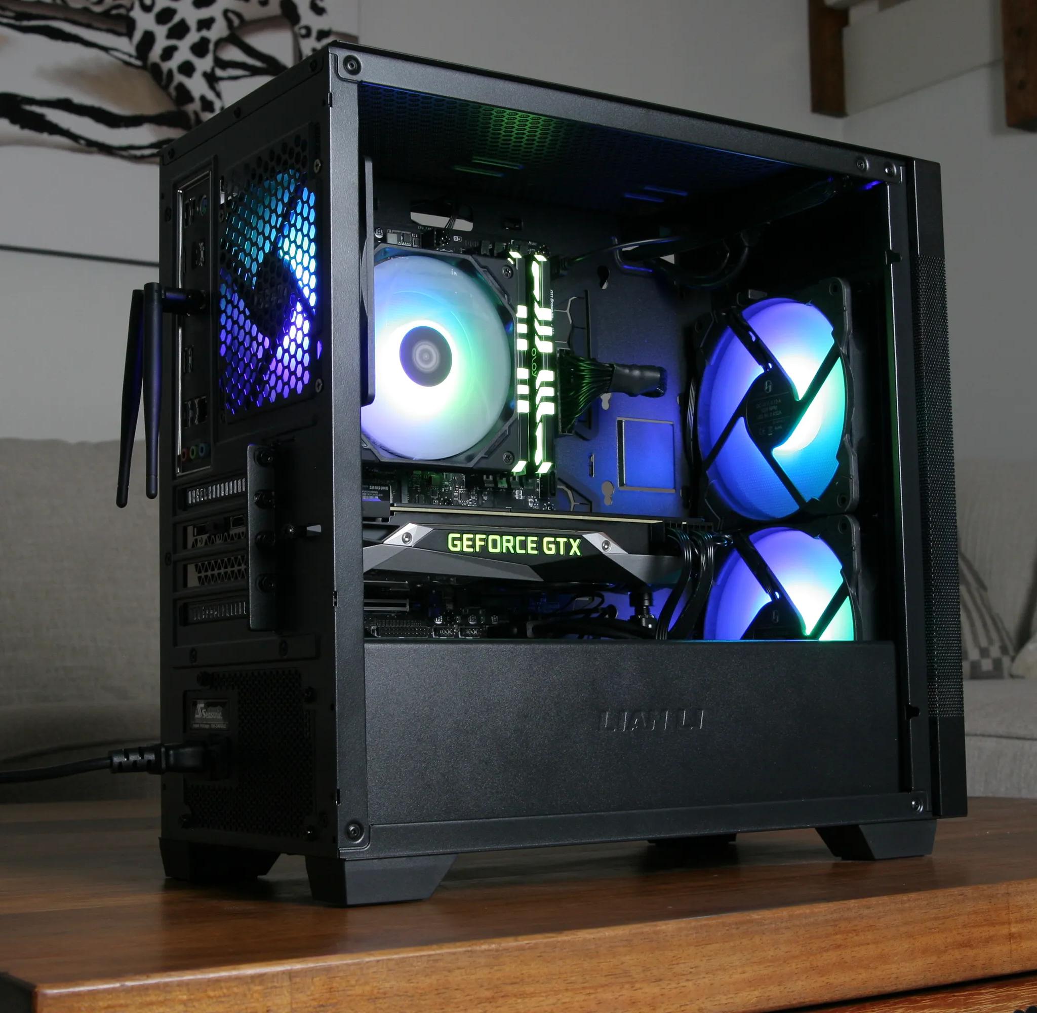 Gaming / Streaming PC - Nvidia GTX 1080 Ti - Ryzen 7 3700X - 16GB DDR4 - 1TB SSD NVME