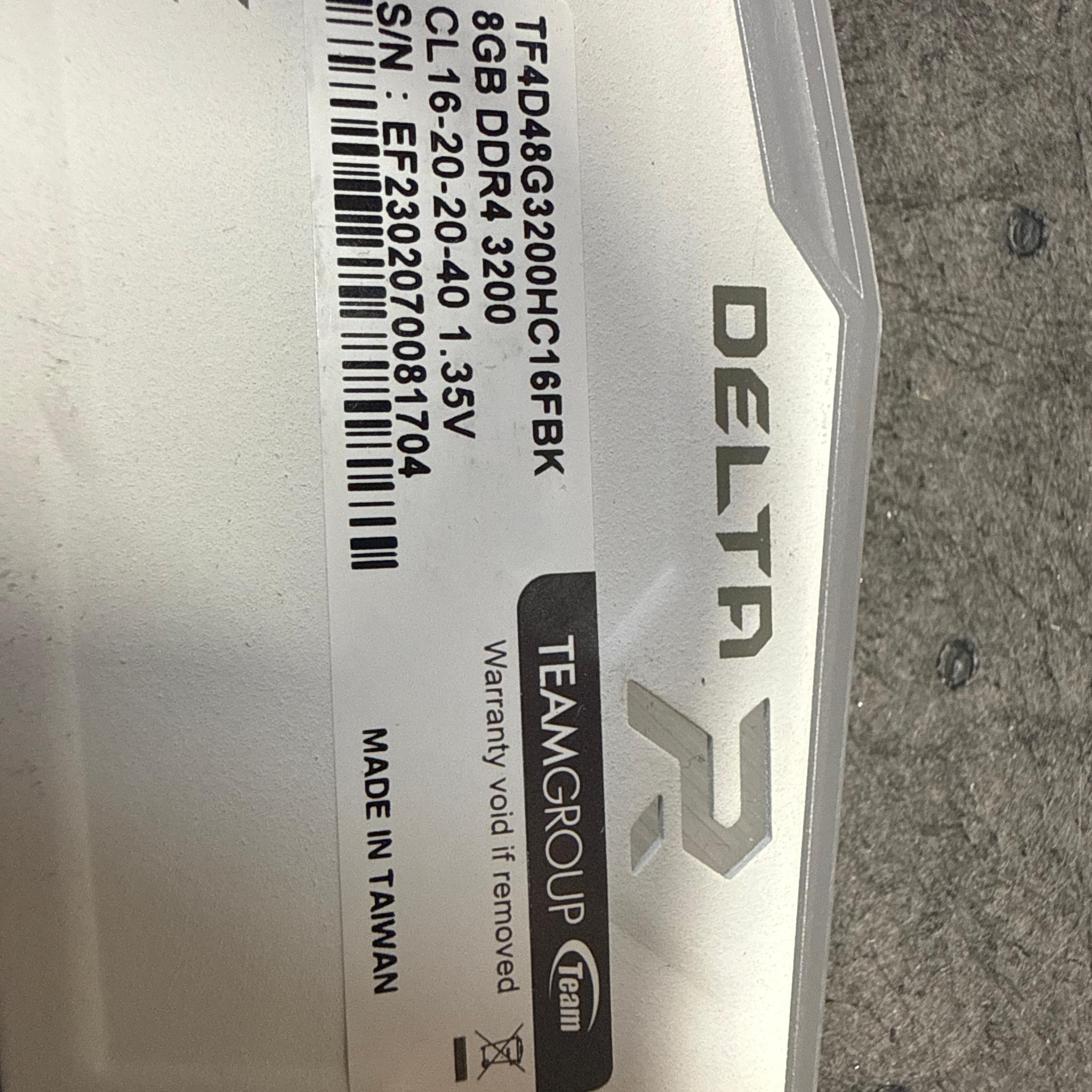 TeamGroup TForce delta r rgb ram