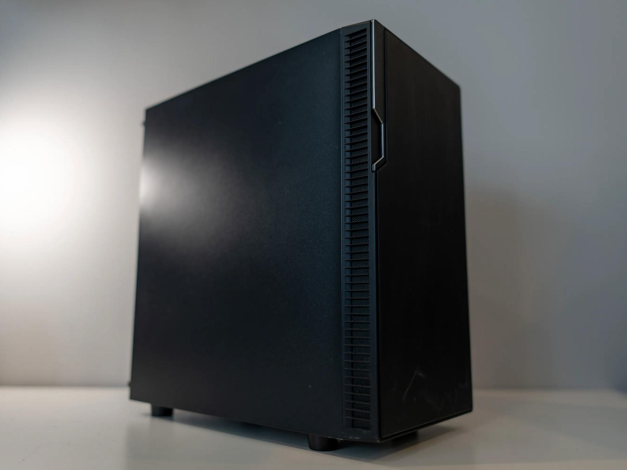 Budget Gaming Computer AMD 5600x - 16GB DDR4 - 500GB M.2 - 6600XT