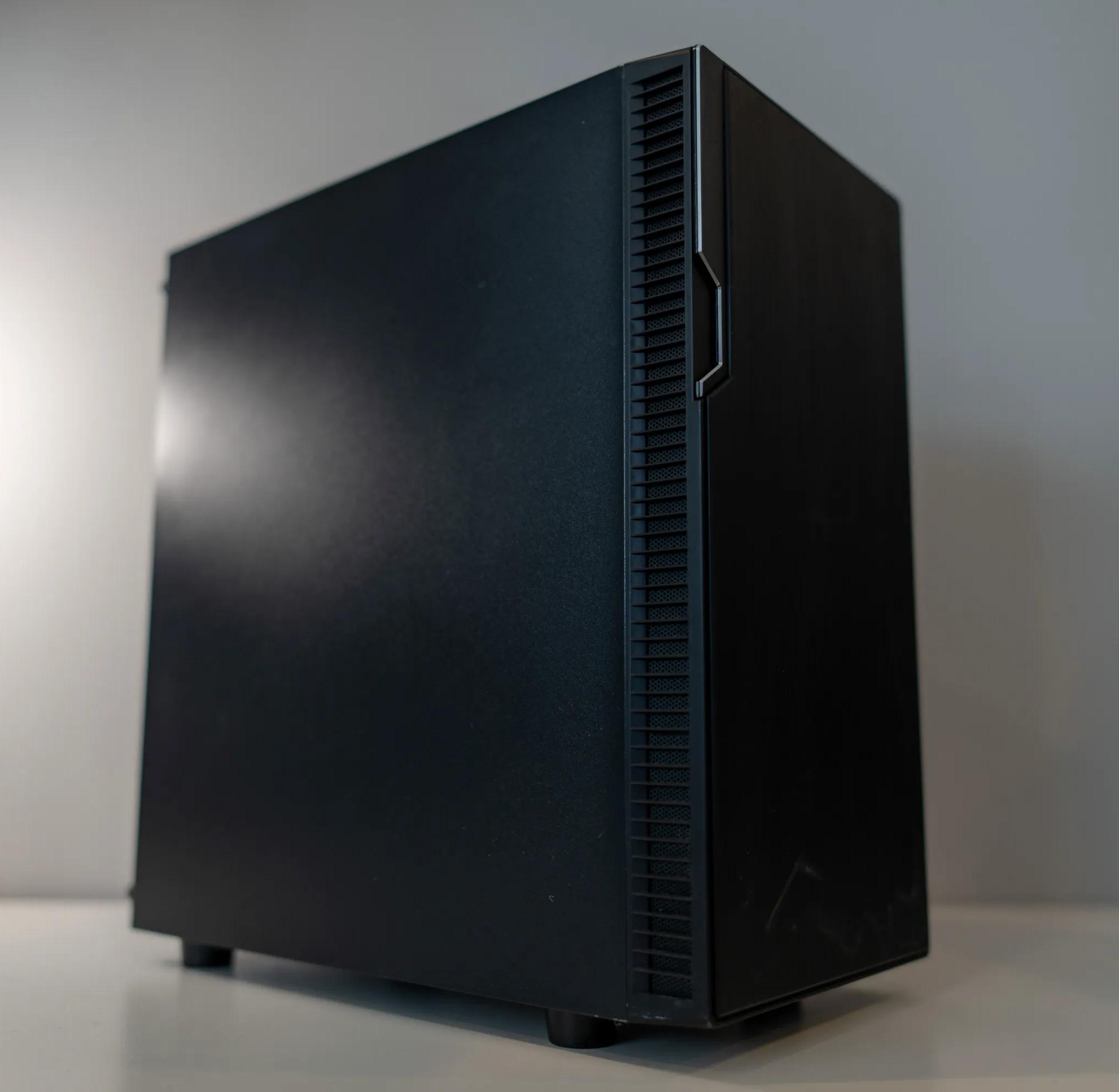 Budget Gaming Computer AMD 5600x - 16GB DDR4 - 500GB M.2 - 6600XT
