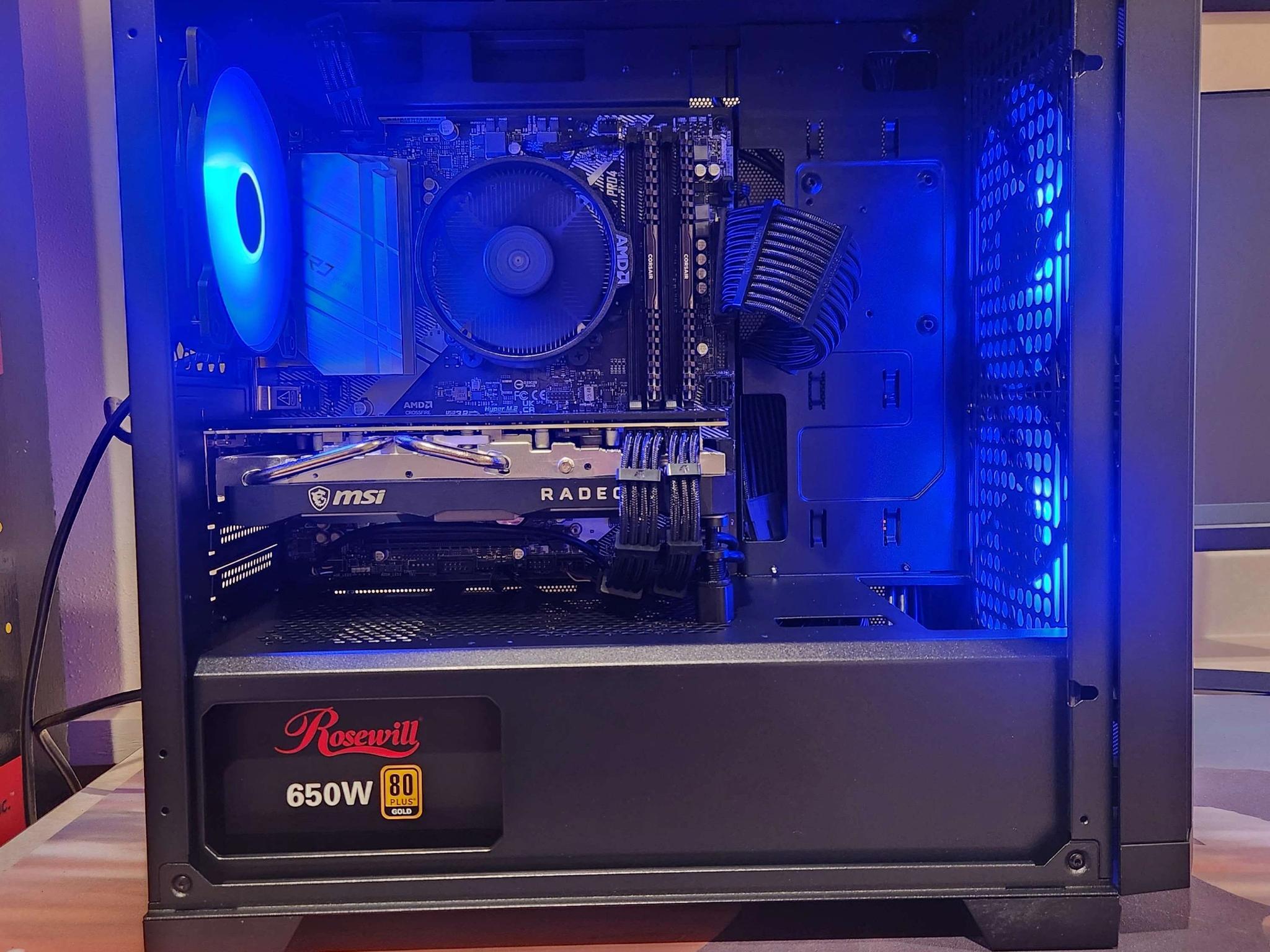 RX 5700 XT | Ryzen 5 5500 | 16GB RAM | 1TB SSD | Windows 11